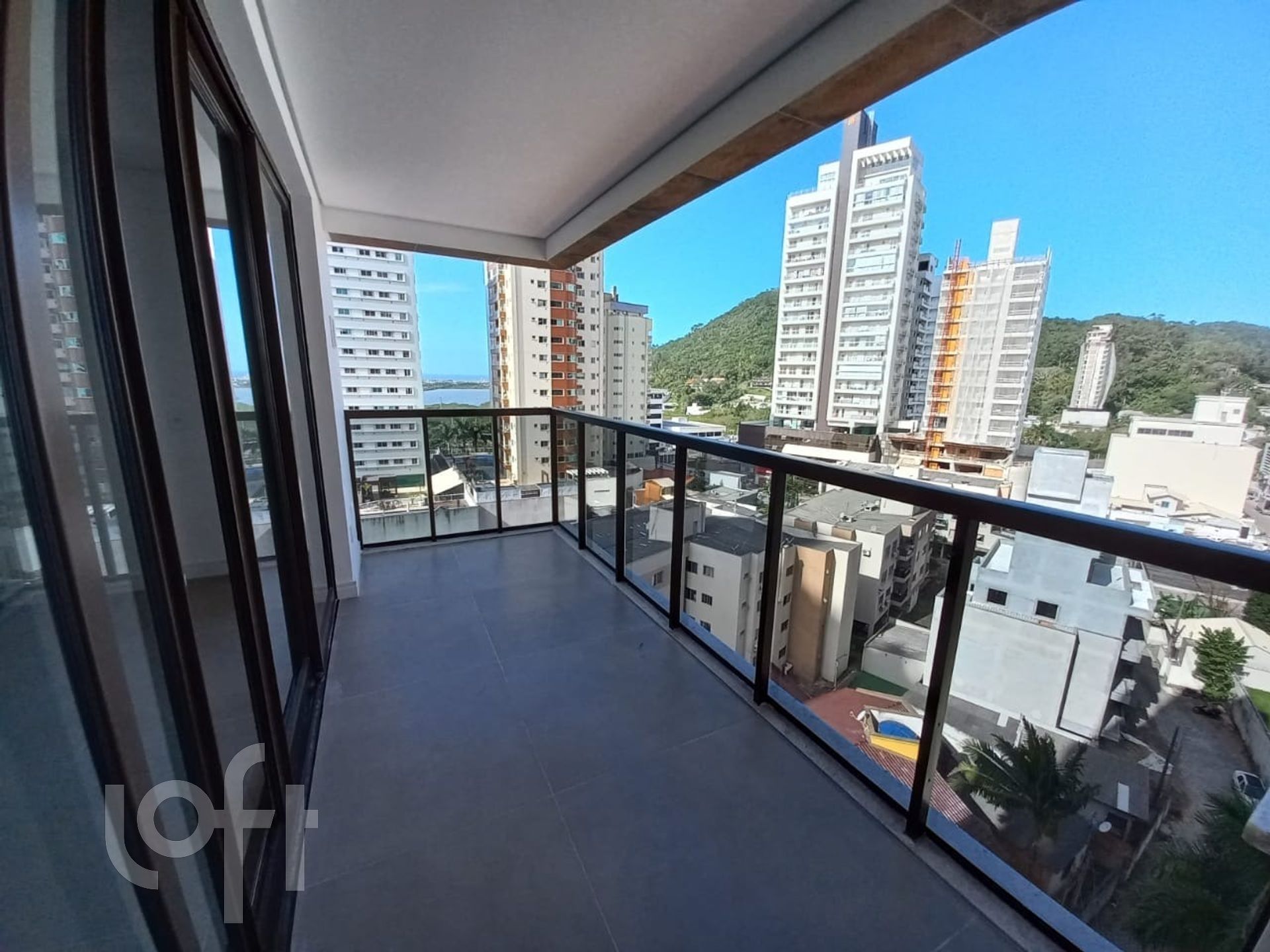 Apartamentos com 126m², 3 quartos, 3 suítes, 2 garagens, no bairro Fazenda em Itajaí
