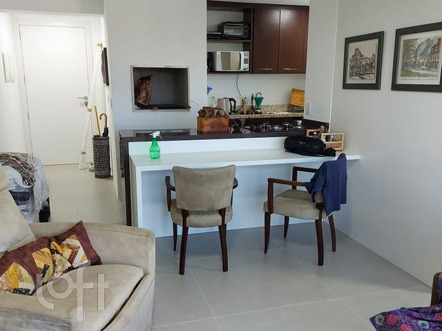 Apartamento com 41m², 1 dormitório, 1 vaga, Praia de Belas em Porto Alegre