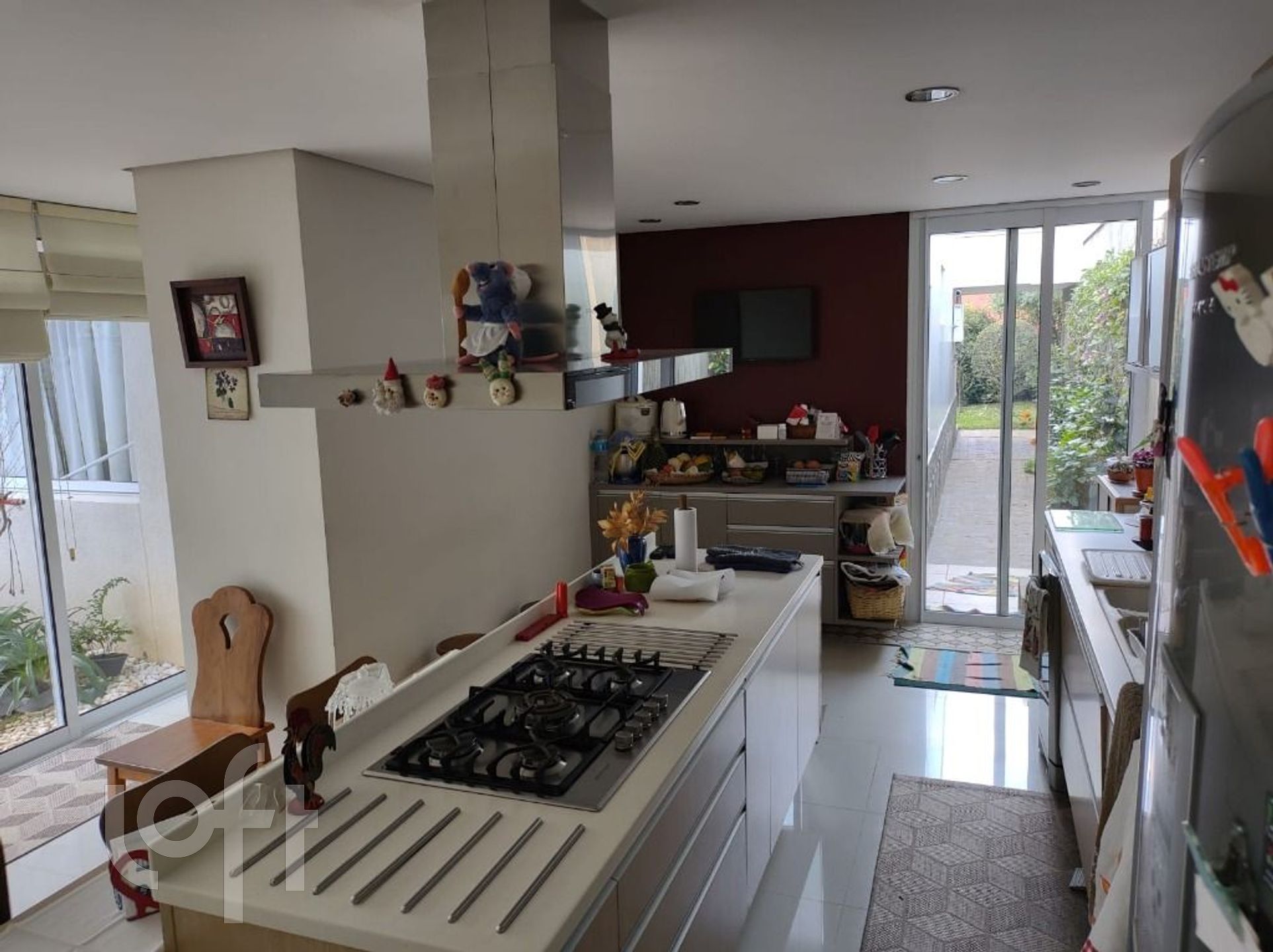 Casa à venda com 3 quartos, 350m² - Foto 8