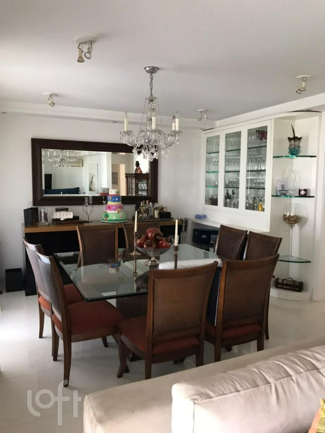 Apartamento à venda com 4 quartos, 247m² - Foto 2