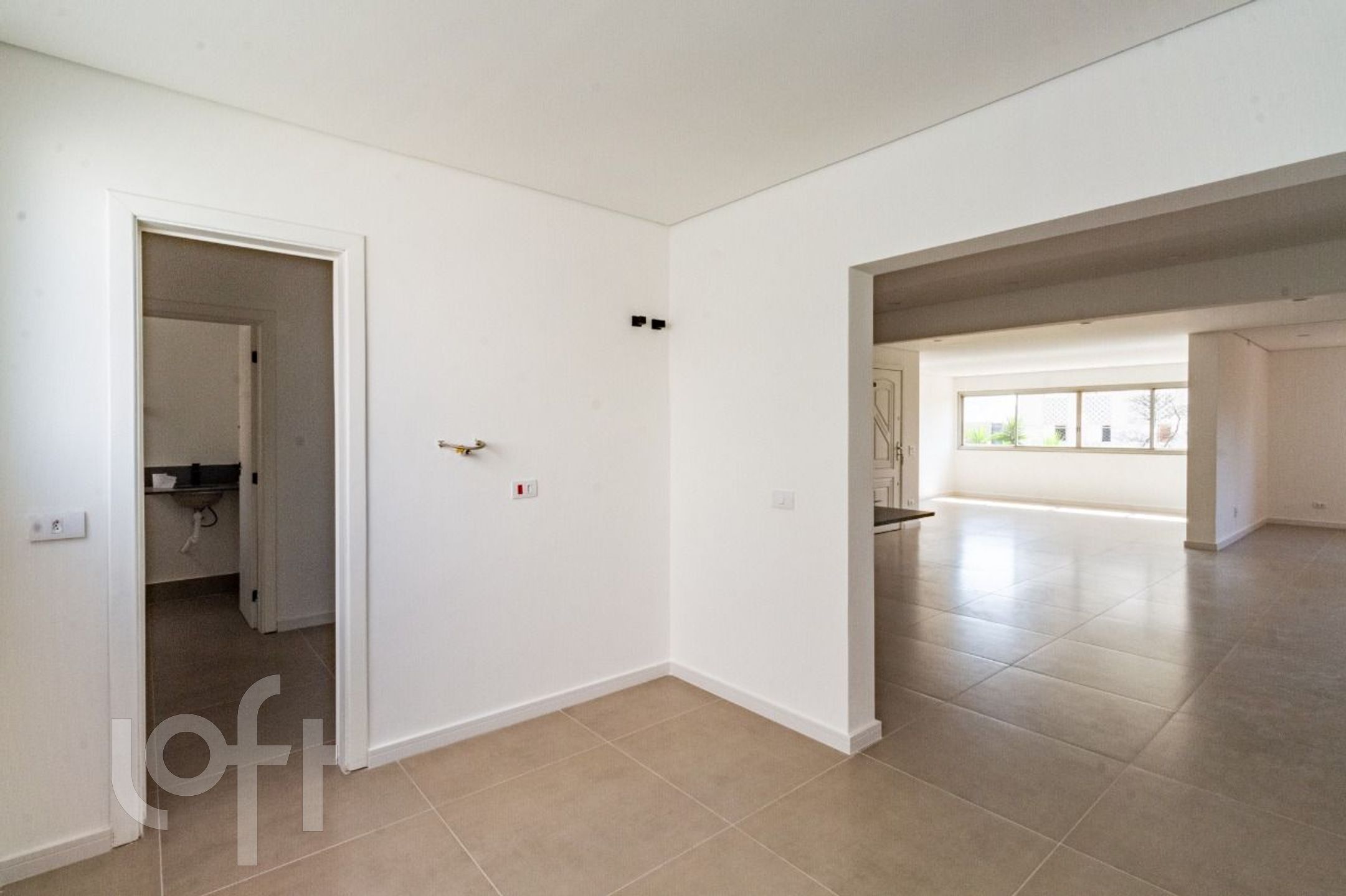 Apartamento à venda com 4 quartos, 160m² - Foto 7