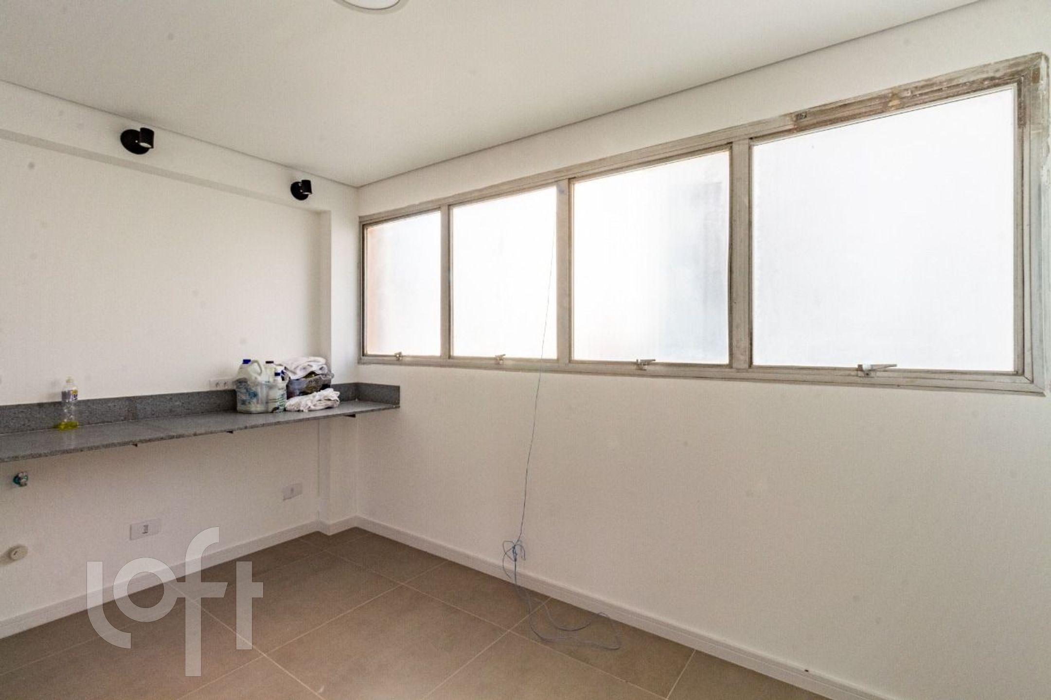 Apartamento à venda com 4 quartos, 160m² - Foto 9