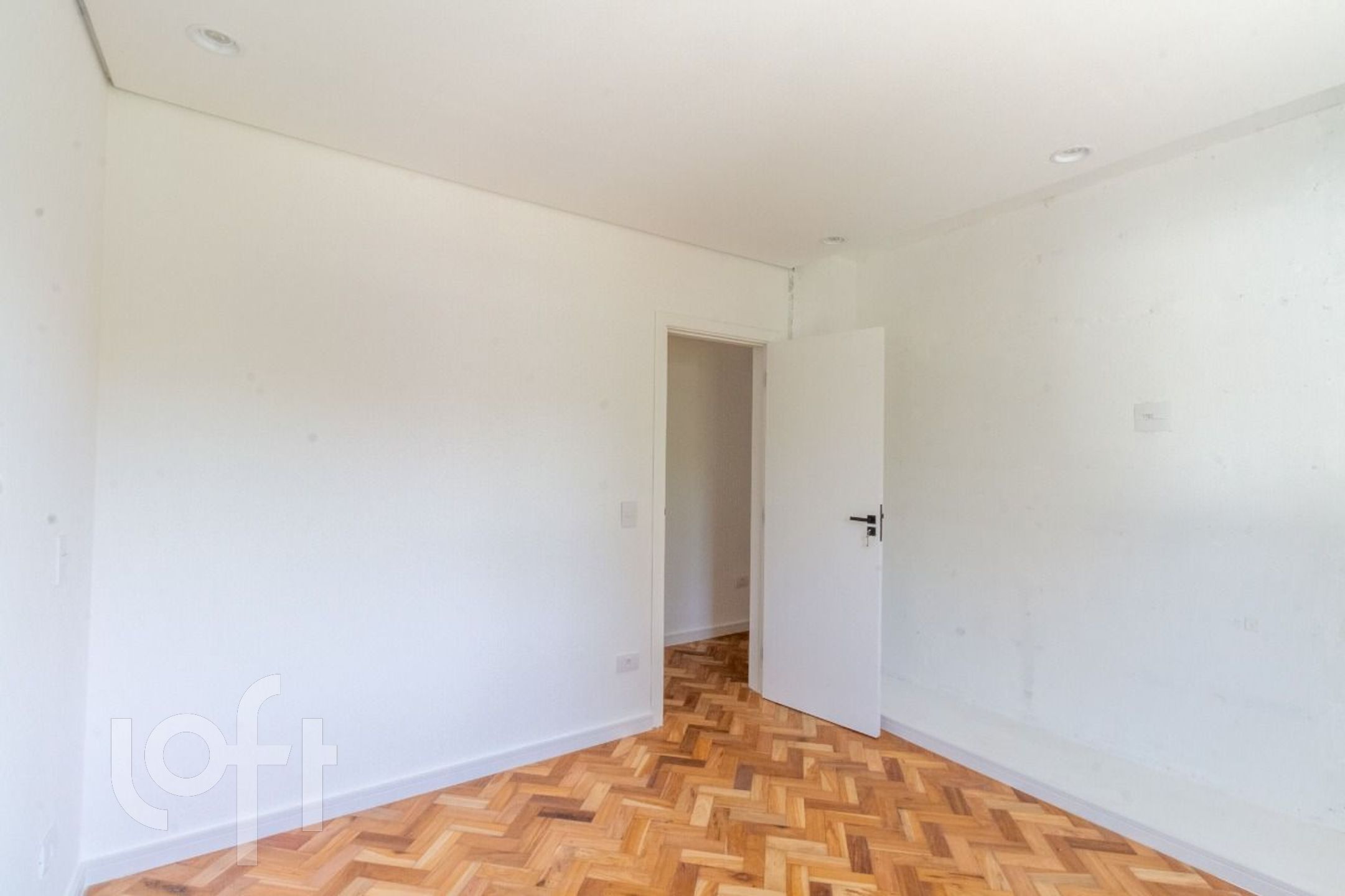 Apartamento à venda com 4 quartos, 160m² - Foto 22