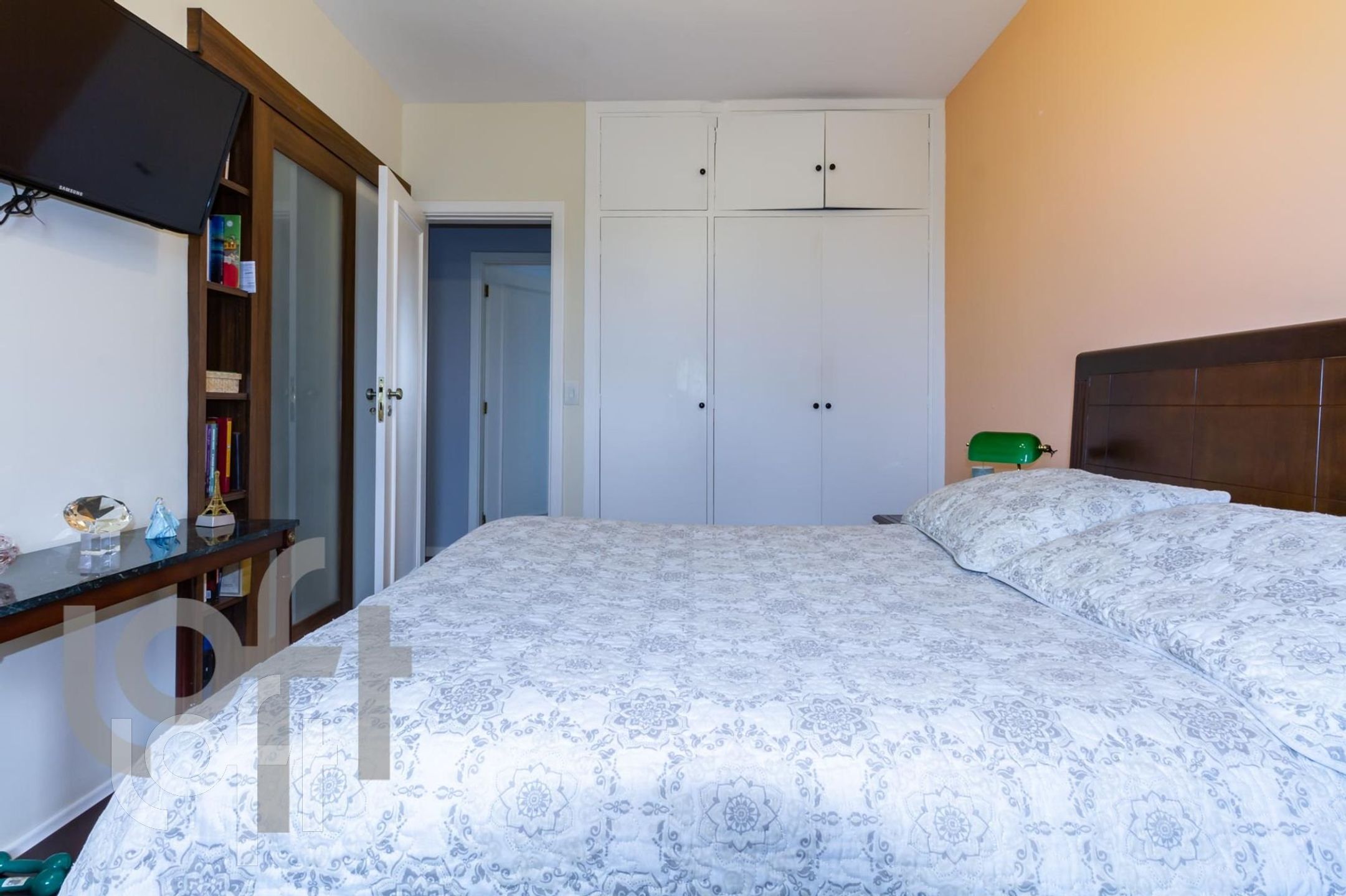 Apartamento à venda com 3 quartos, 180m² - Foto 11