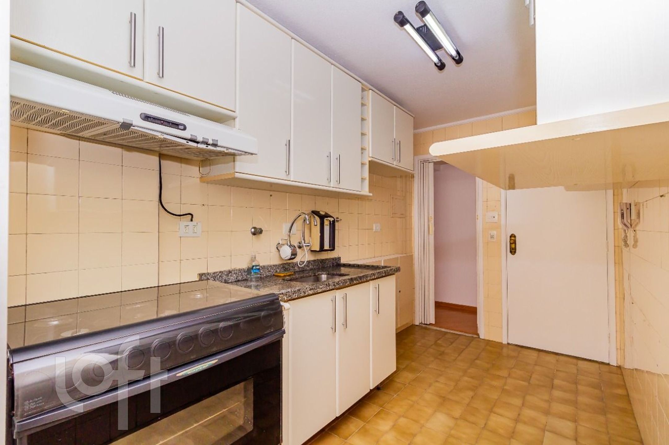 Apartamento à venda com 2 quartos, 72m² - Foto 17