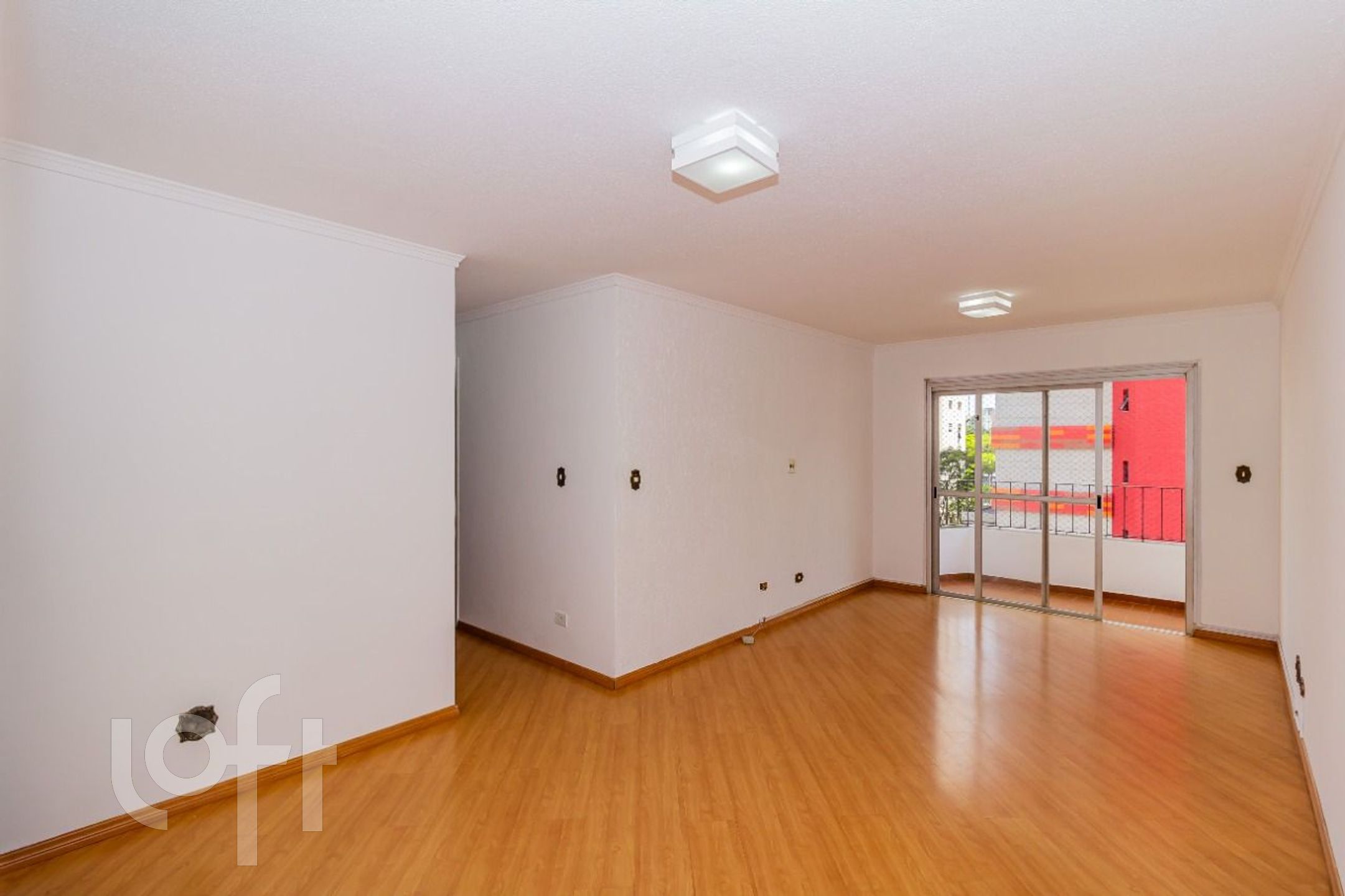 Apartamento à venda com 2 quartos, 72m² - Foto 1