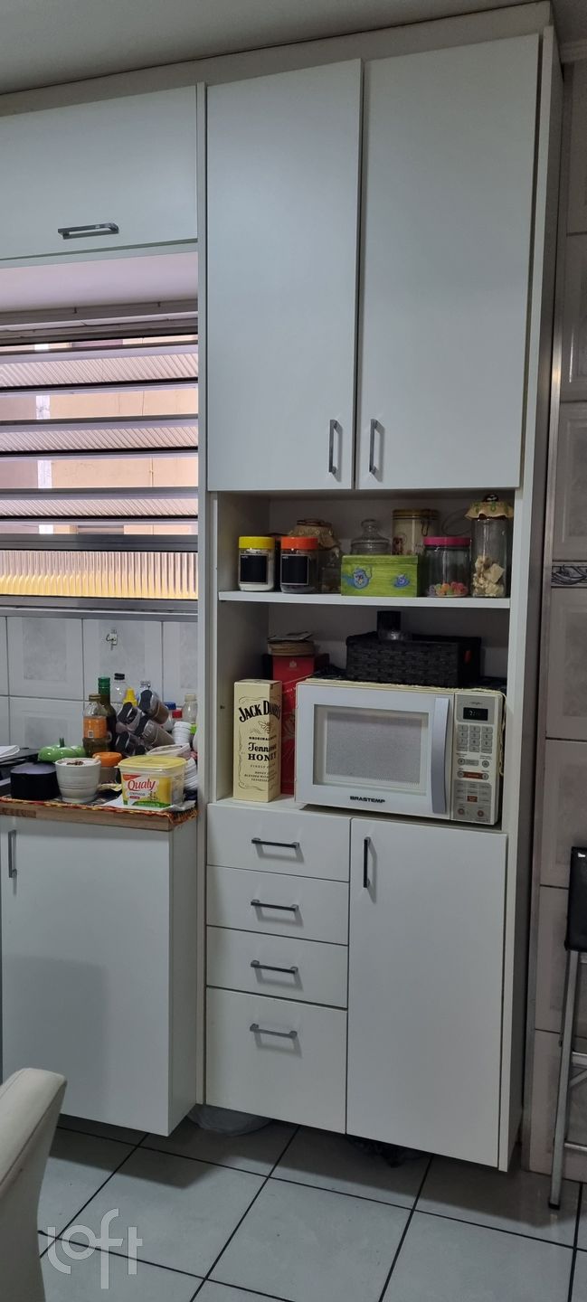 Apartamento à venda com 1 quarto, 45m² - Foto 11