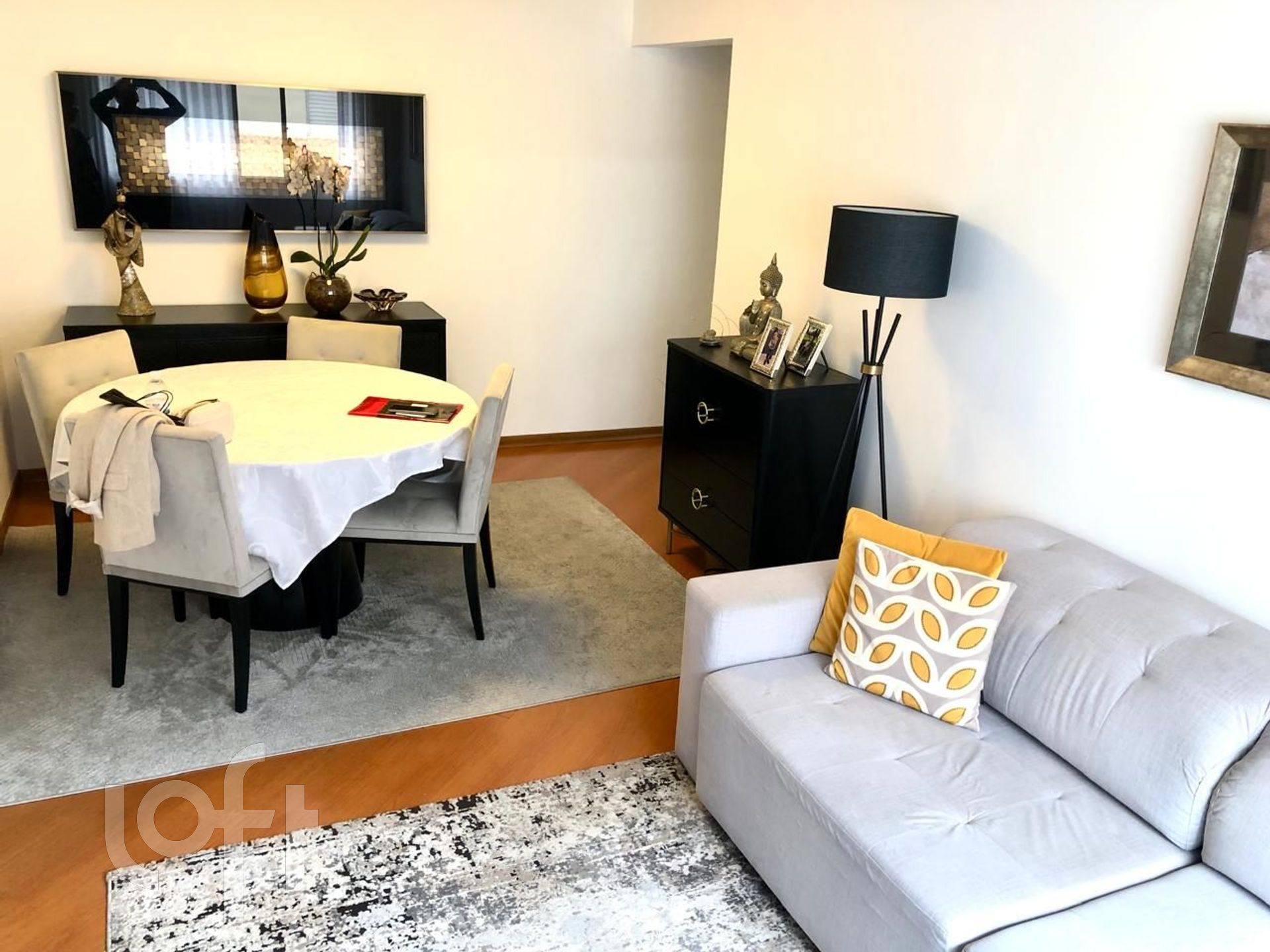 Apartamento à venda em Vila Gumercindo com 78 m²,