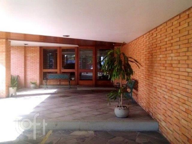 Apartamento com 75m², 1 dormitório, 1 suíte, 1 vaga, Menino Deus em Porto Alegre
