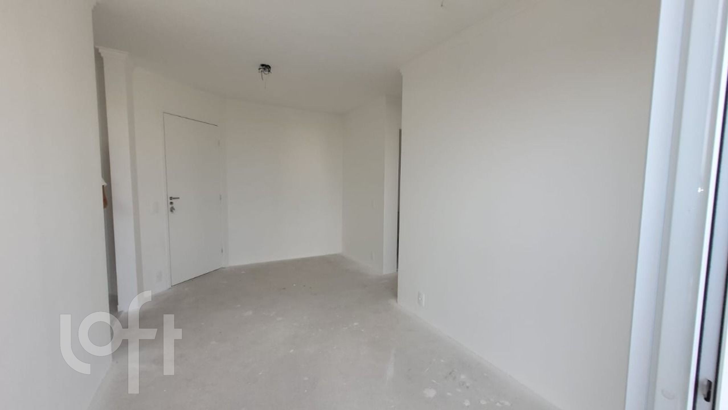 Apartamento à venda com 2 quartos, 44m² - Foto 2