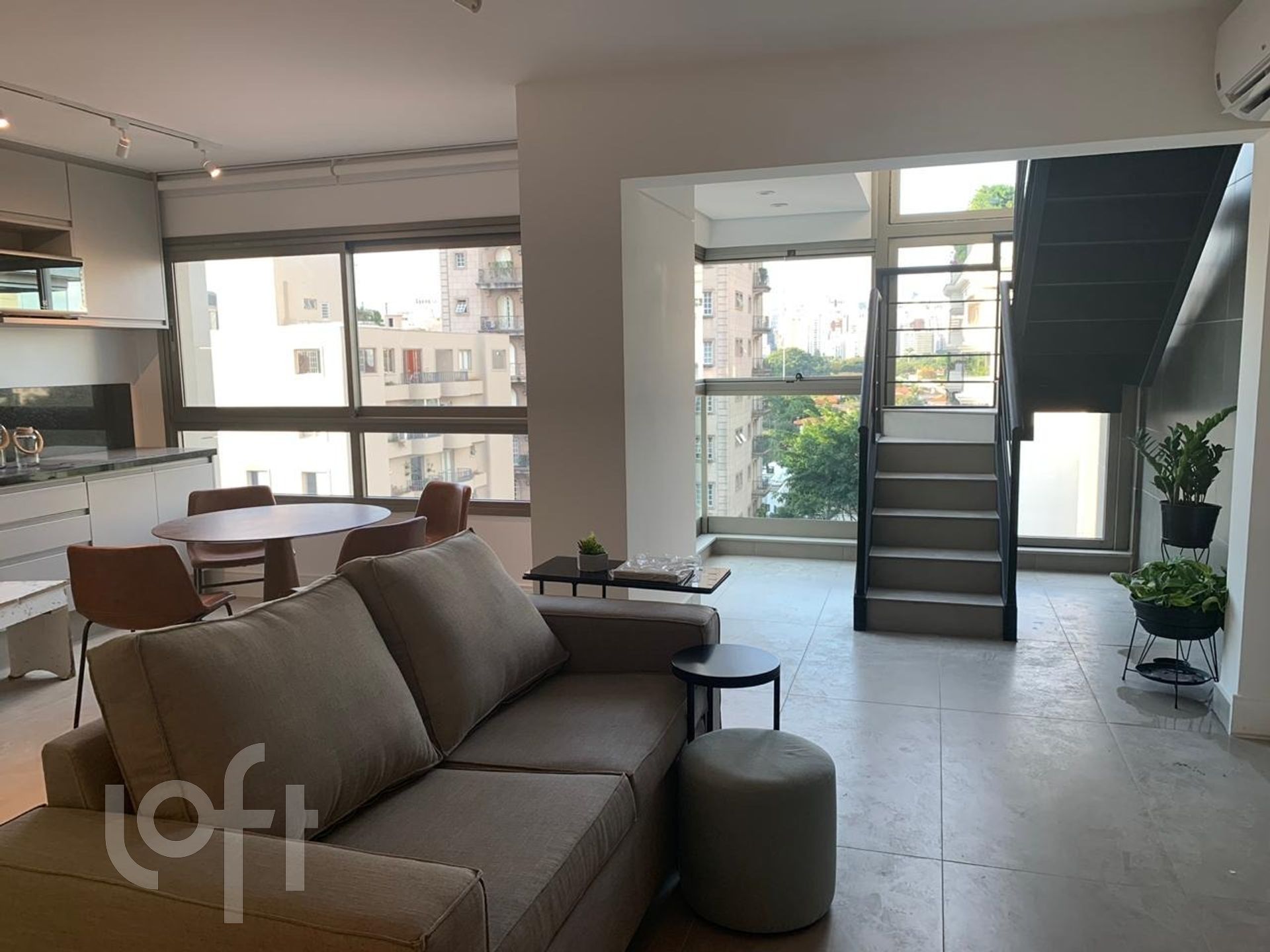 Apartamento à venda com 1 quarto, 86m² - Foto 3