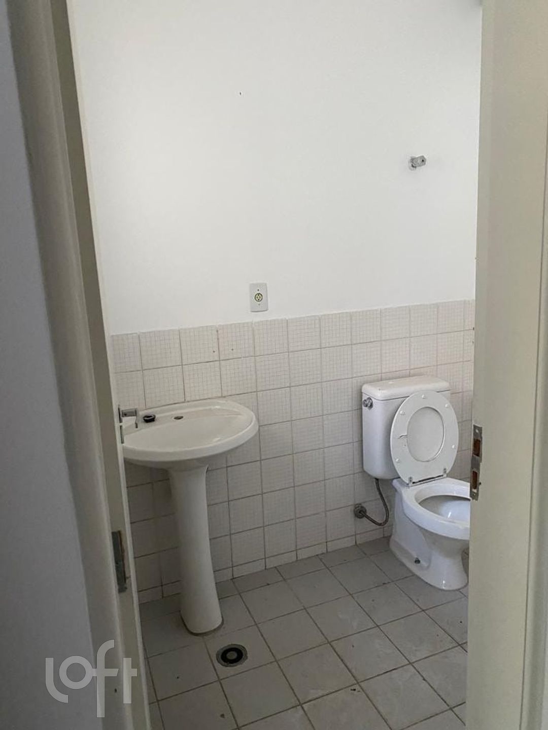 Casa à venda com 4 quartos, 200m² - Foto 5