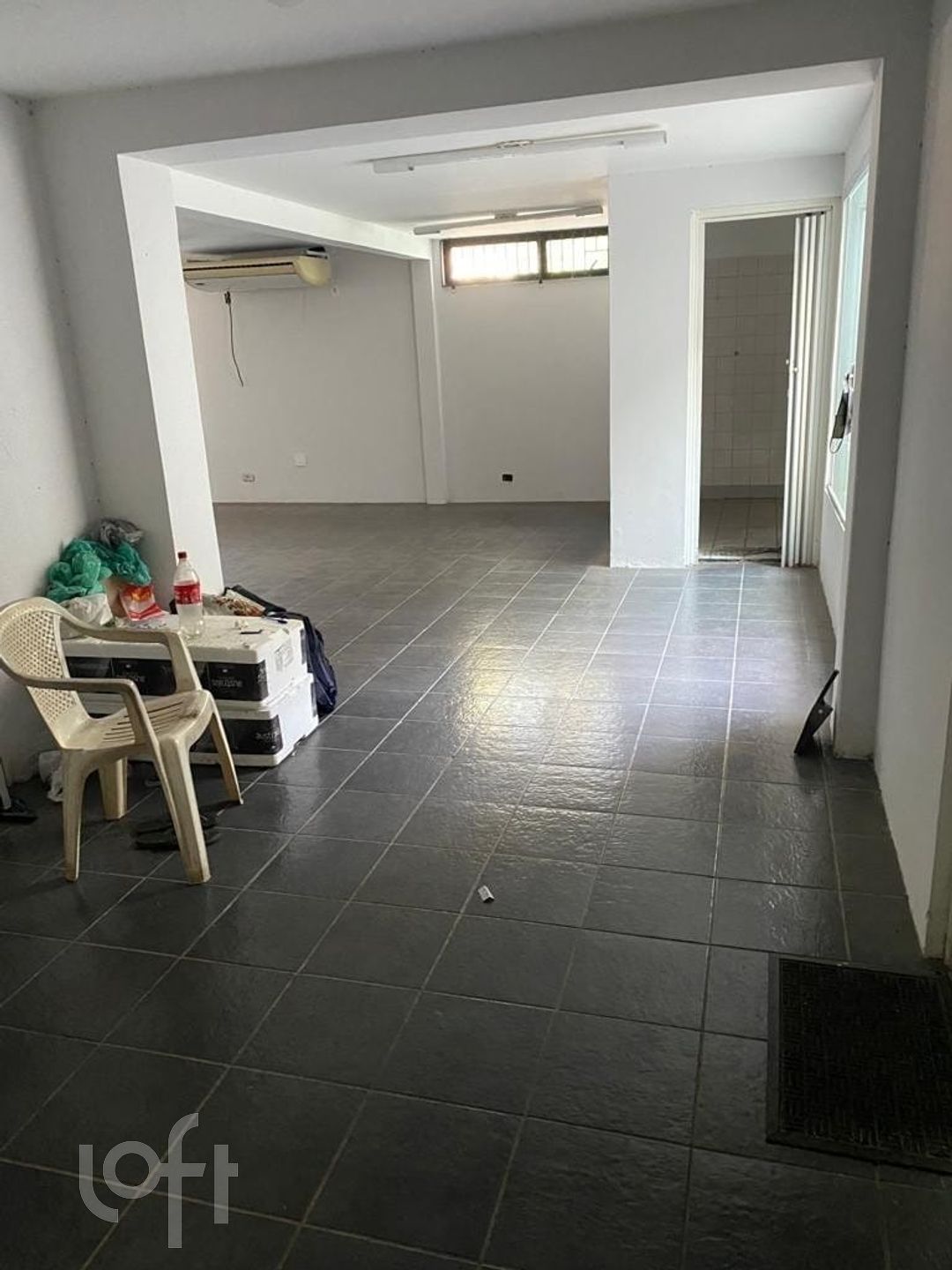 Casa à venda com 4 quartos, 200m² - Foto 12