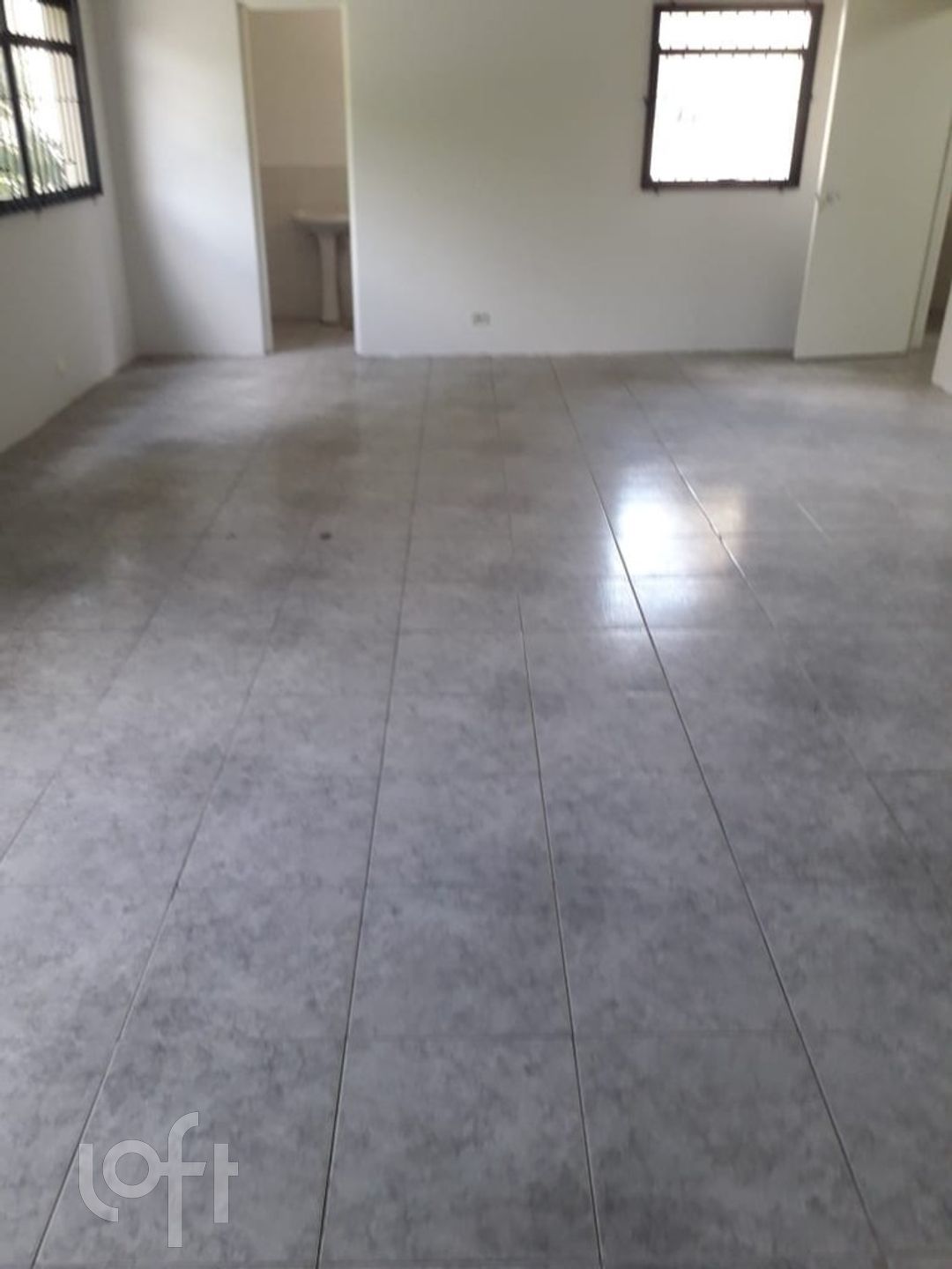 Casa à venda com 4 quartos, 200m² - Foto 3