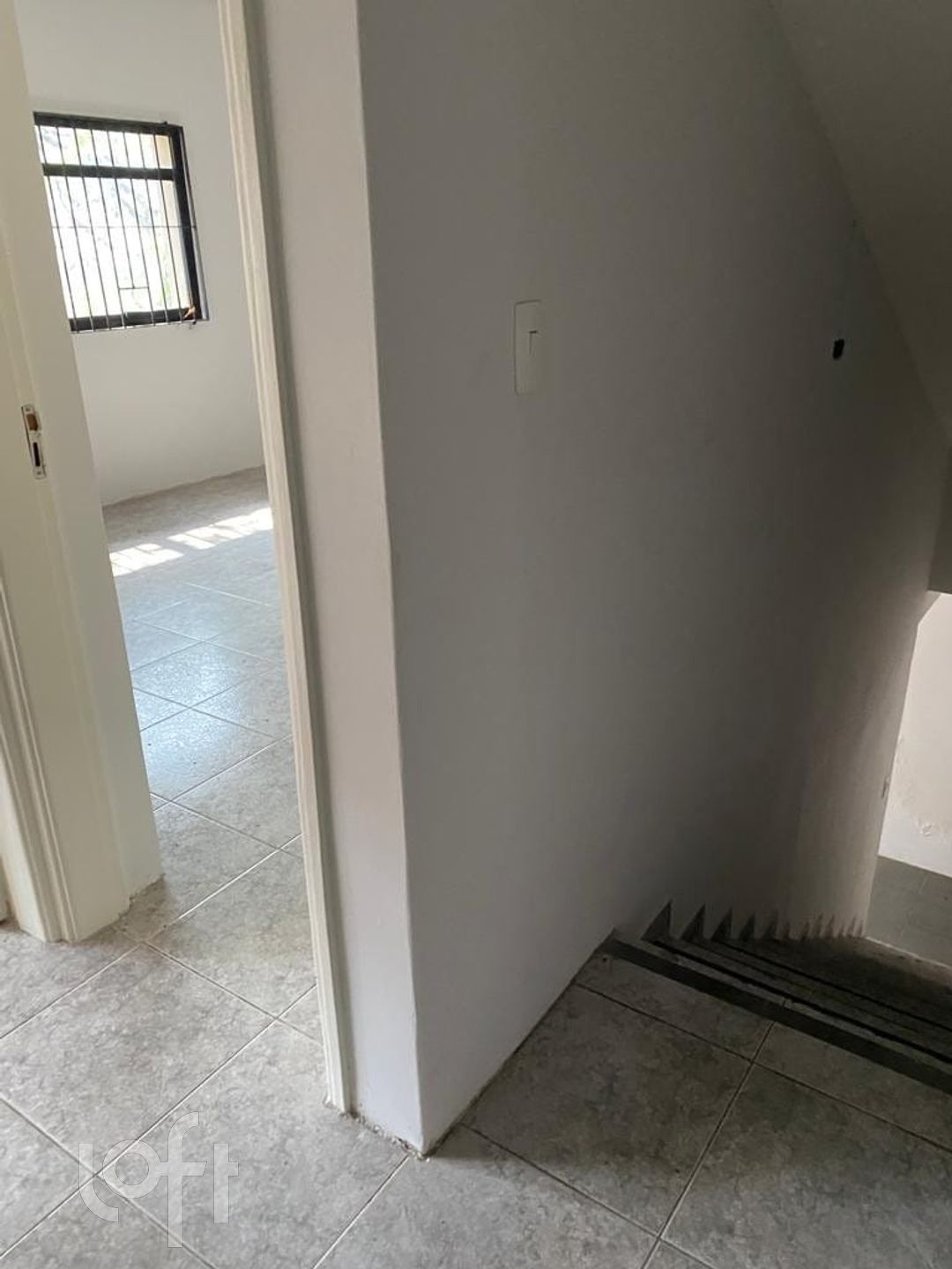 Casa à venda com 4 quartos, 200m² - Foto 1