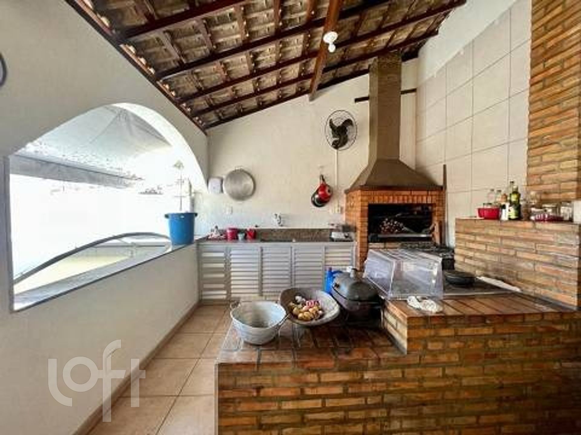 Casa à venda com 5 quartos, 253m² - Foto 14