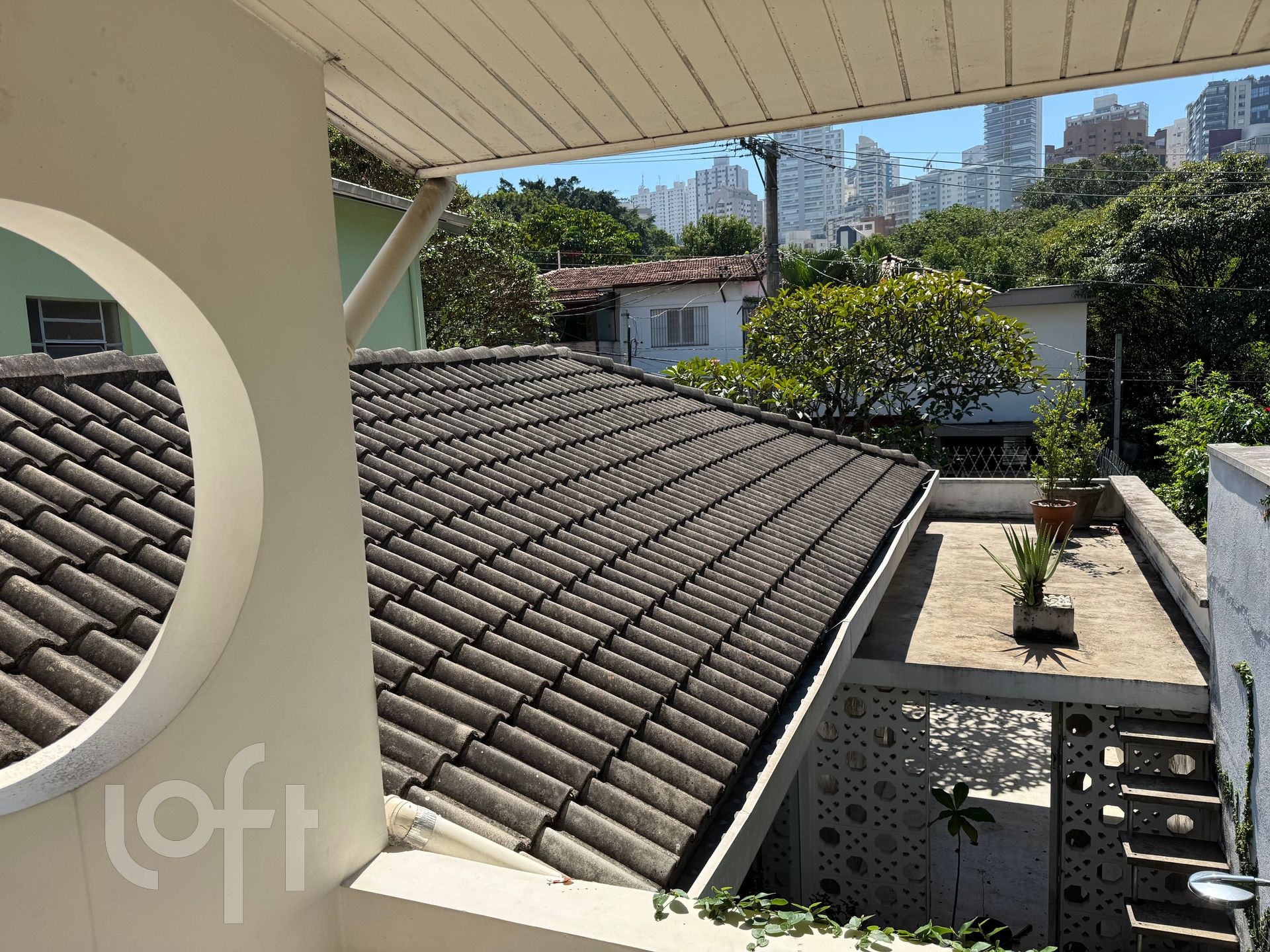 Imagem da propriedade PU1fkutsi 13