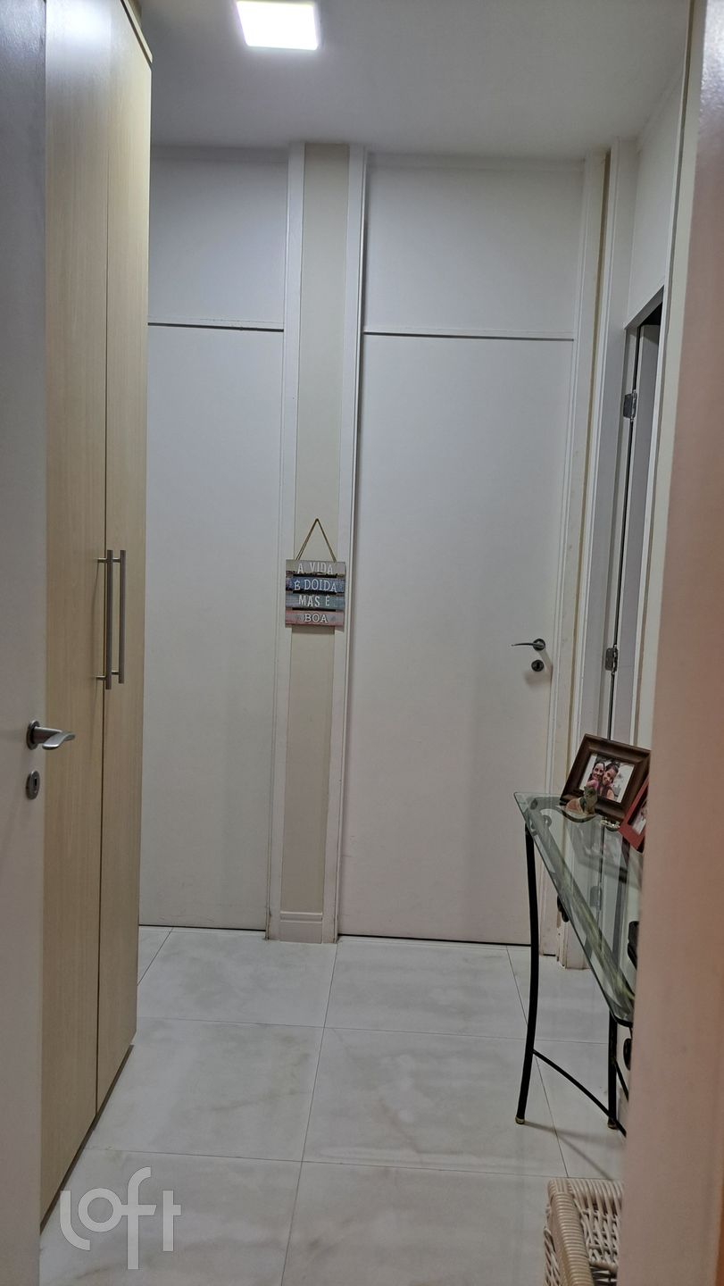 Apartamento à venda com 3 quartos, 93m² - Foto 30