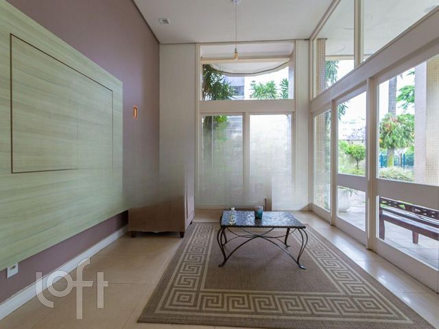 Apartamento com 67m², 2 dormitórios, 1 vaga, Cristo Redentor em Porto Alegre