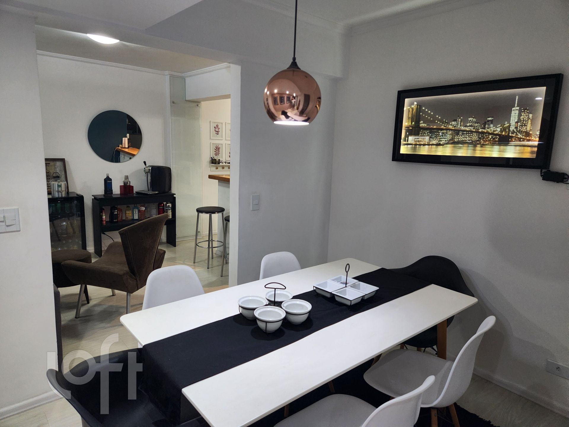 Apartamento à venda com 2 quartos, 70m² - Foto 4