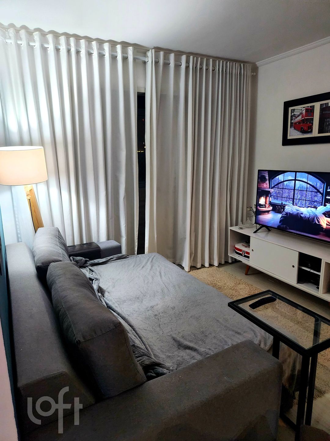 Apartamento à venda com 2 quartos, 70m² - Foto 1