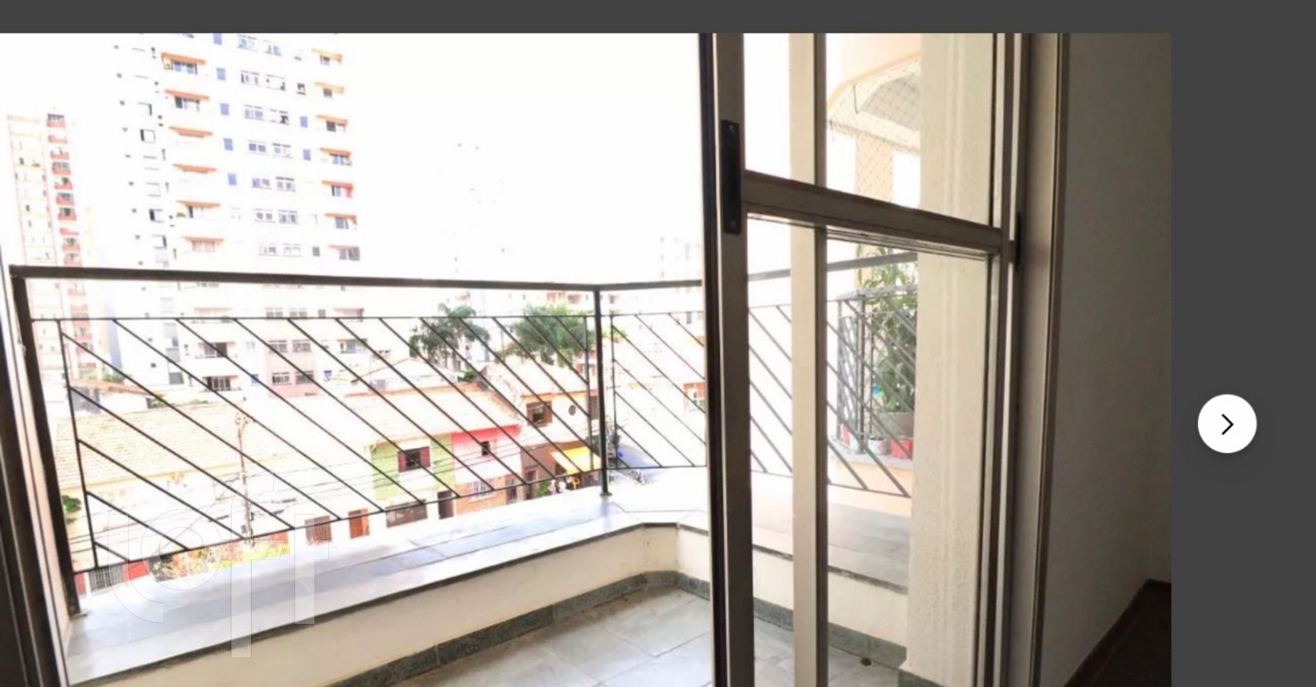 Apartamento à venda com 2 quartos, 72m² - Foto 2