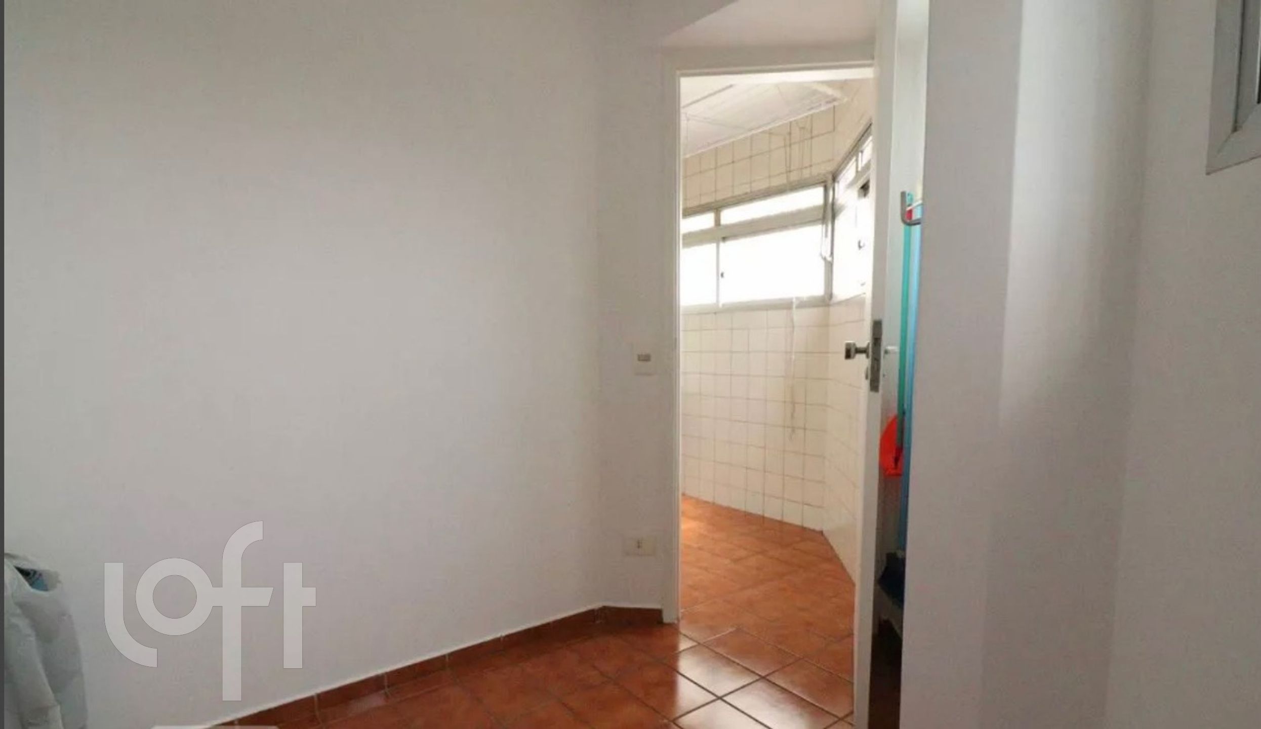 Apartamento à venda com 2 quartos, 72m² - Foto 13