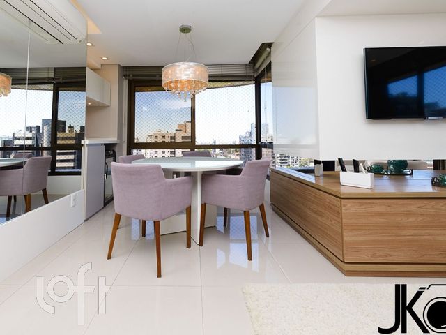 Apartamento com 86m², 2 dormitórios, 2 suítes, 2 vagas, Bela Vista em Porto Alegre