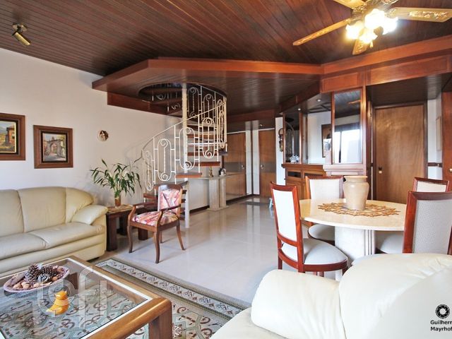 Apartamento com 225m², 3 dormitórios, 1 suíte, 2 vagas, Auxiliadora em Porto Alegre