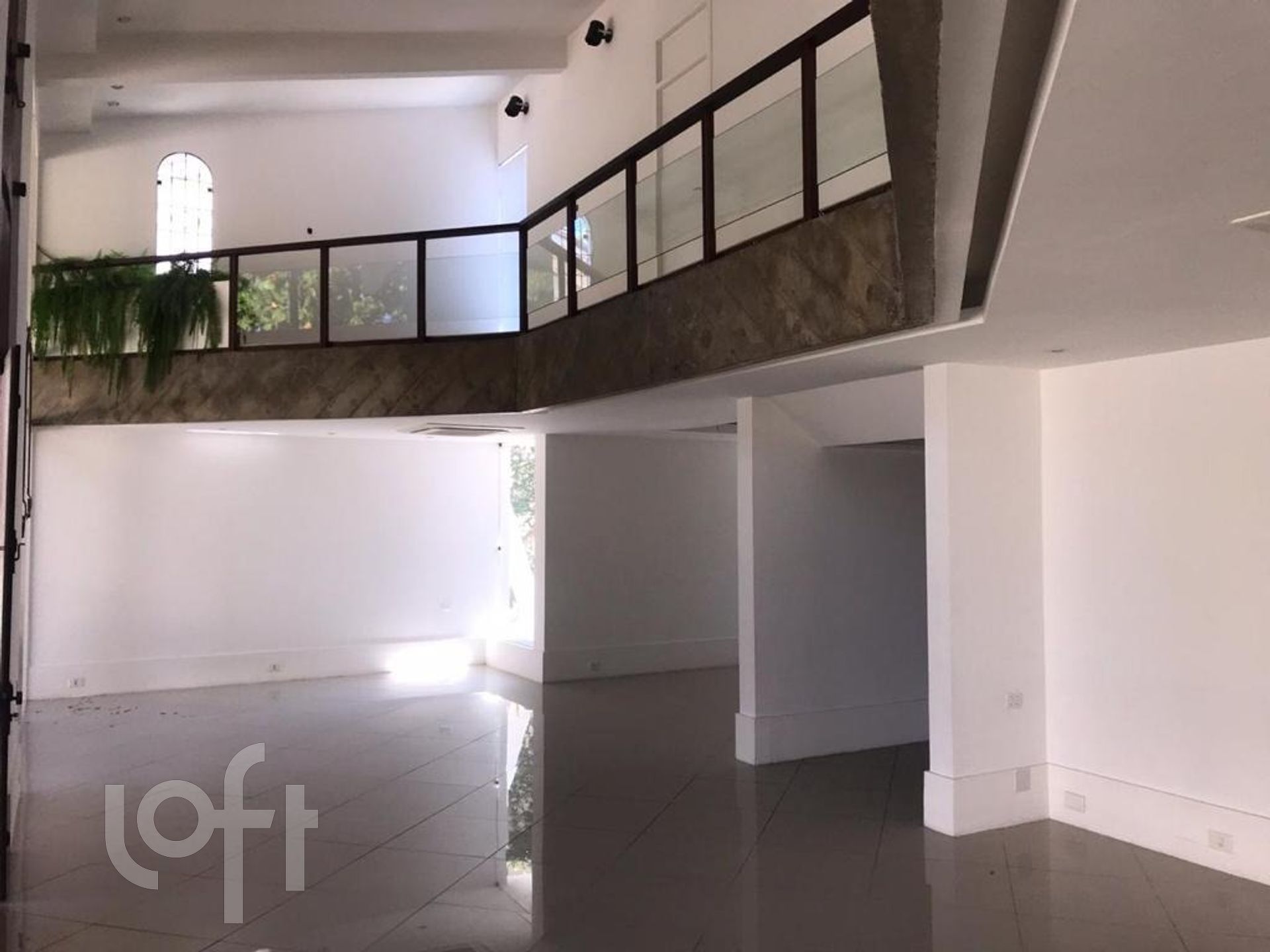 Casa à venda com 5 quartos, 600m² - Foto 9