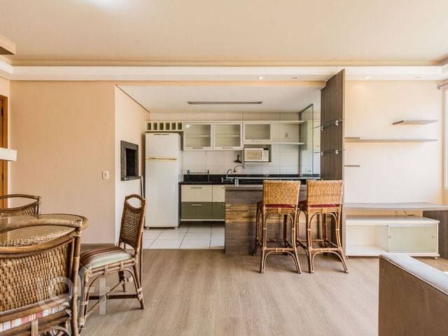 Apartamento com 51m², 1 dormitório, 1 vaga, Petrópolis em Porto Alegre