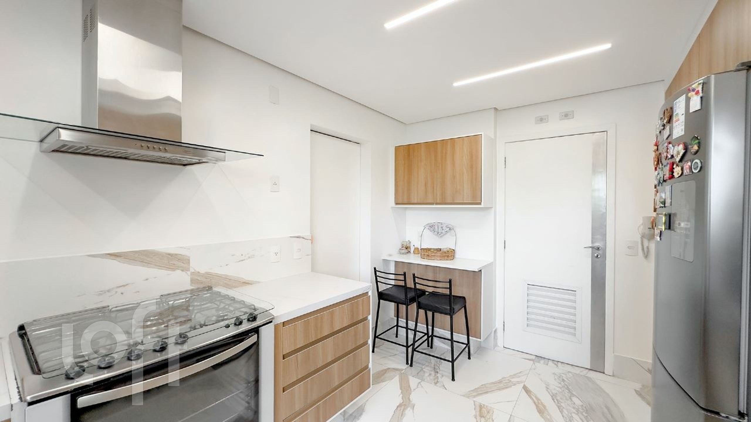 Apartamento à venda com 4 quartos, 240m² - Foto 15