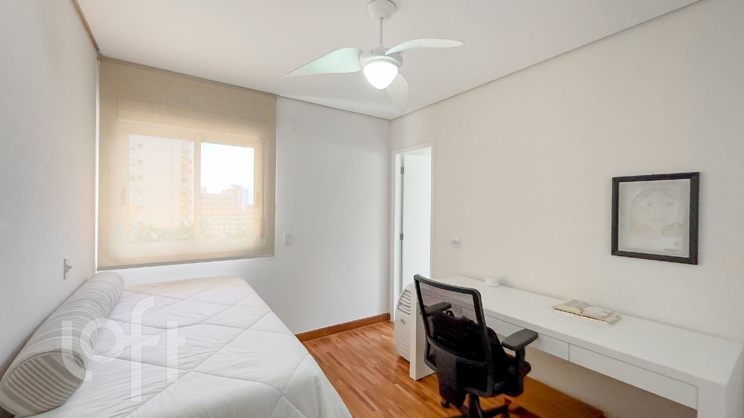 Apartamento à venda com 4 quartos, 240m² - Foto 17