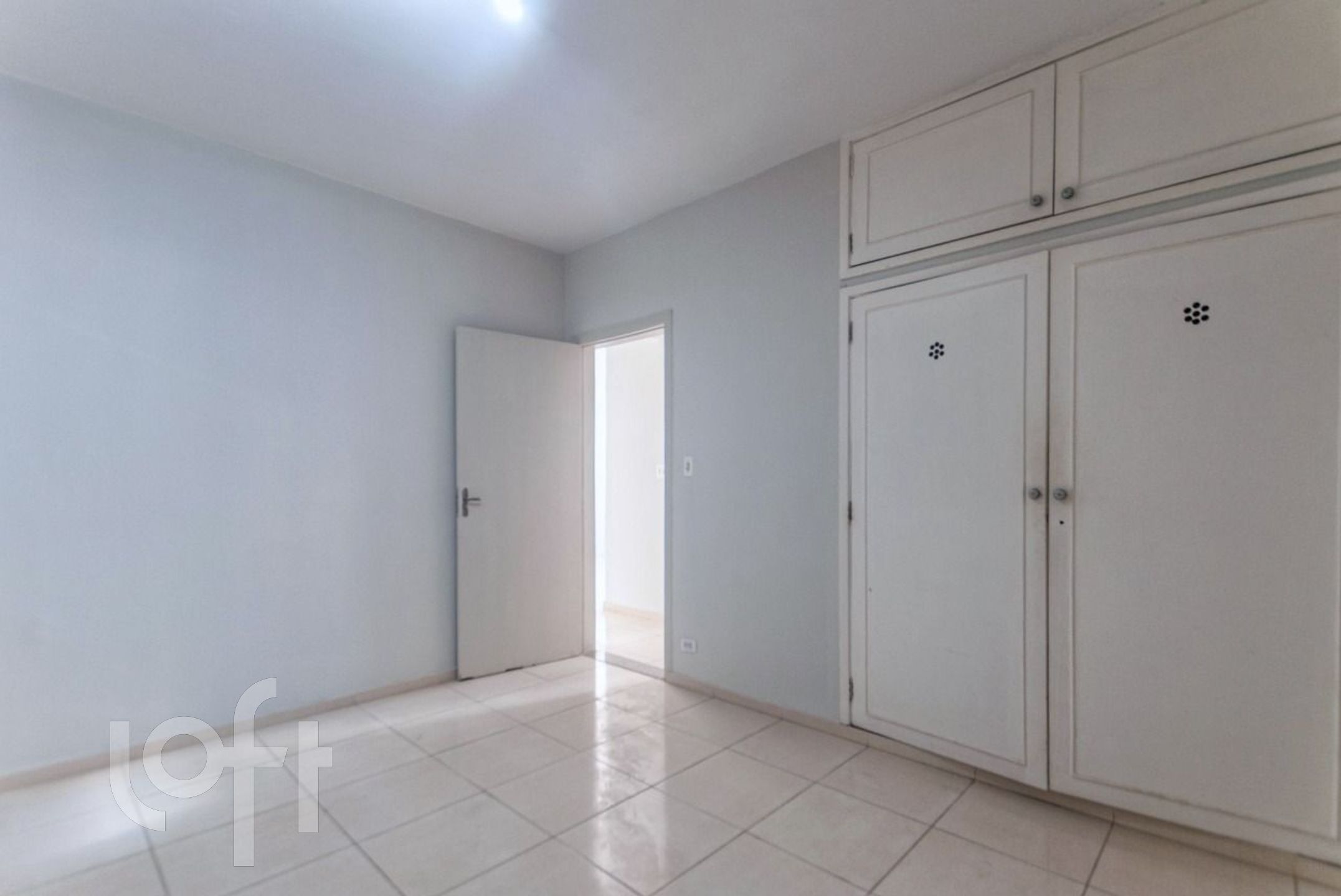 Apartamento à venda com 2 quartos, 74m² - Foto 13