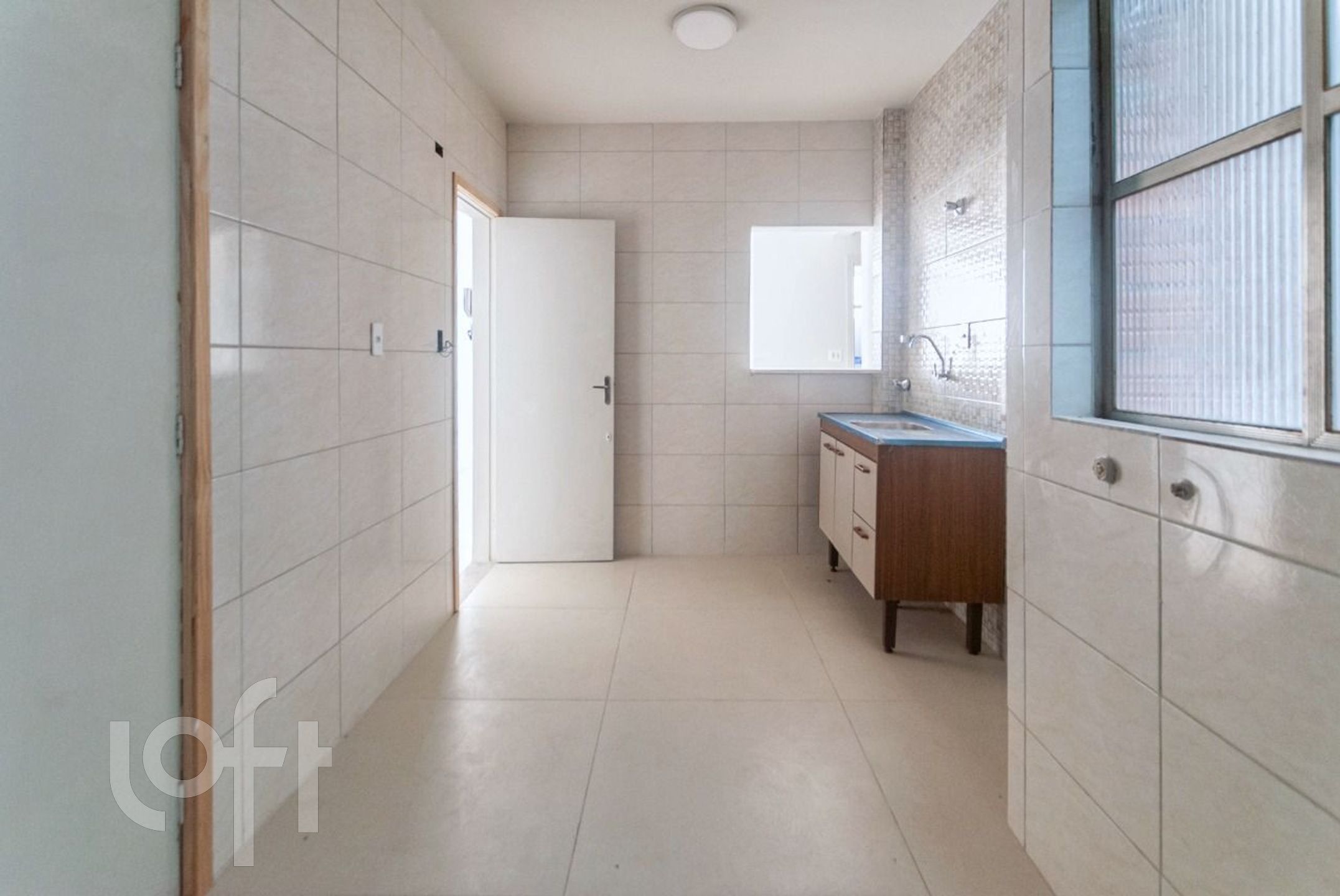 Apartamento à venda com 2 quartos, 74m² - Foto 9