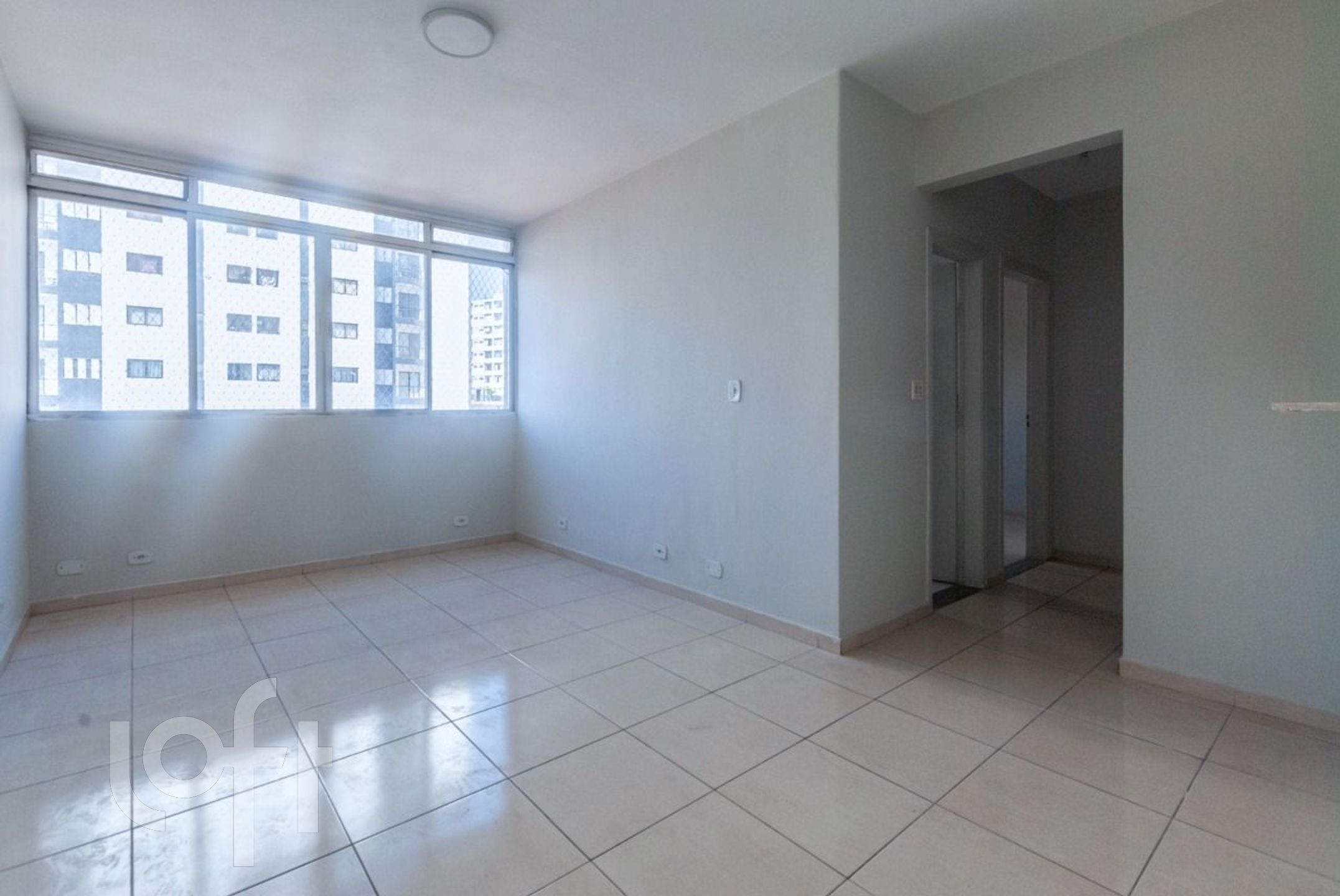 Apartamento à venda com 2 quartos, 74m² - Foto 1