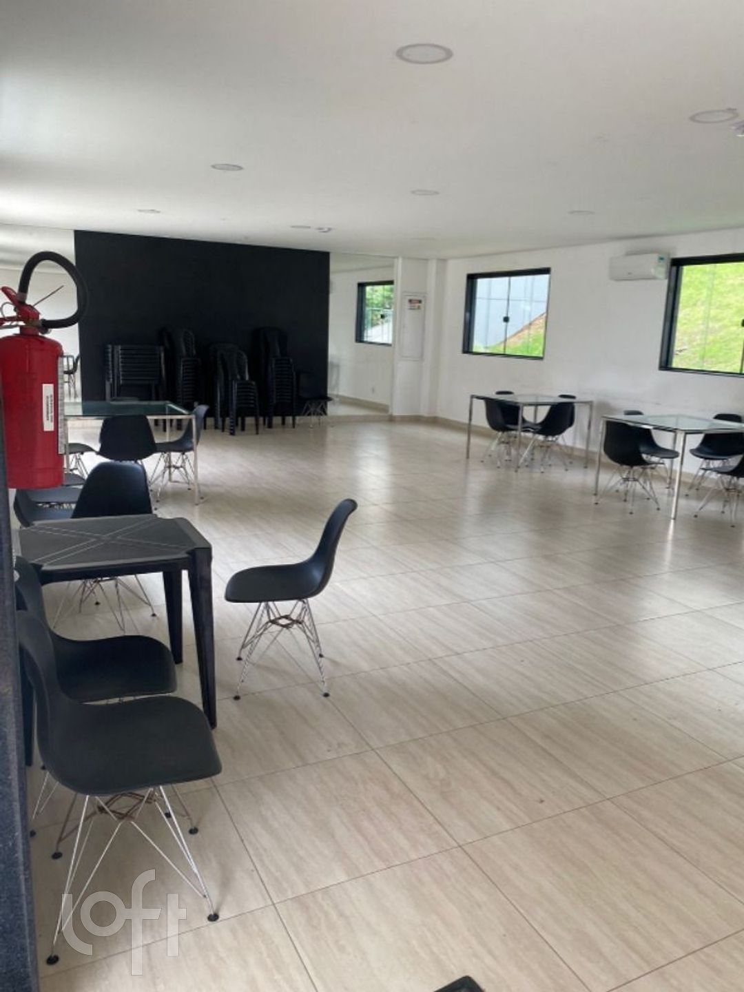 Apartamento à venda com 2 quartos, 43m² - Foto 19