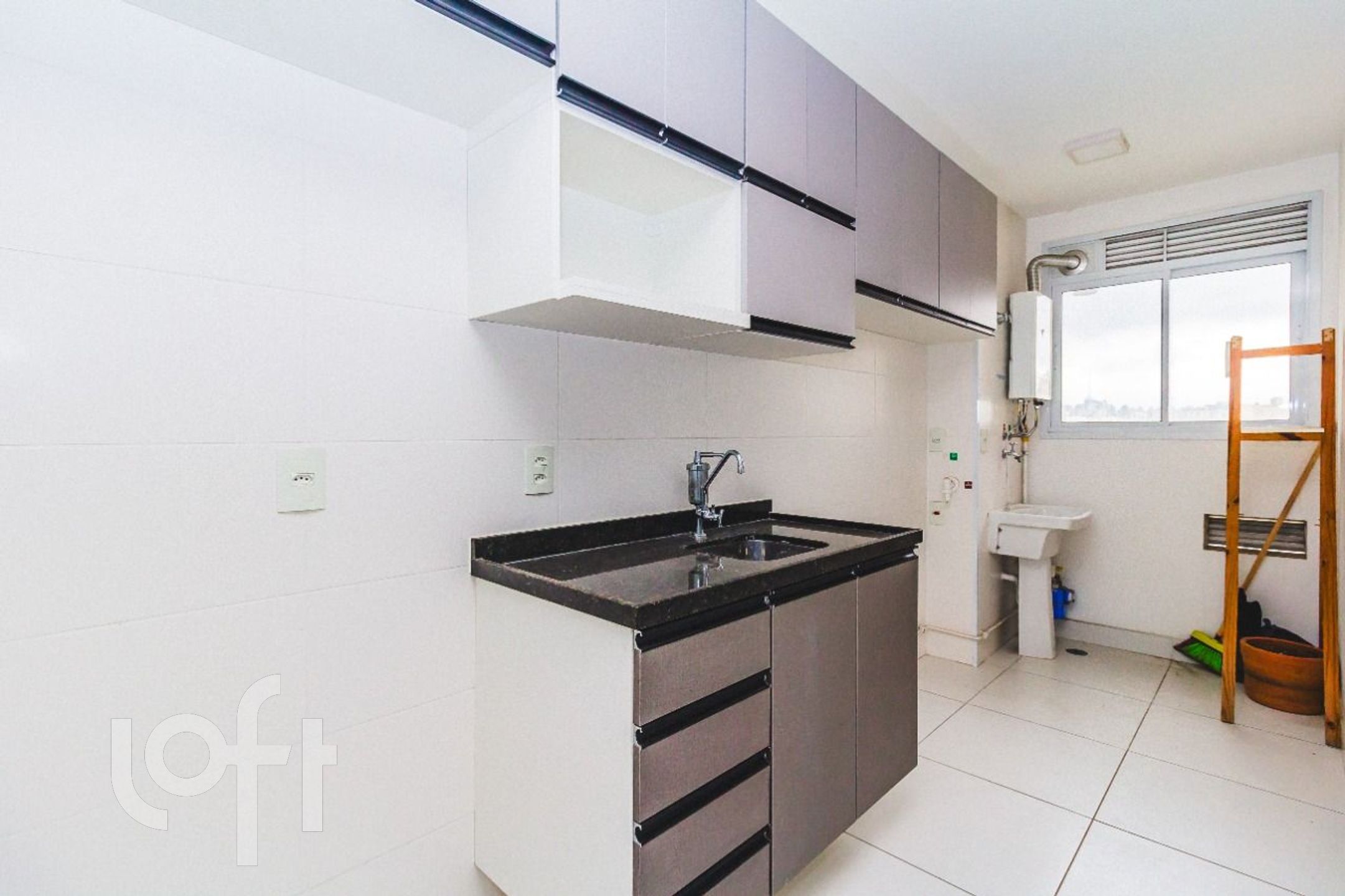 Apartamento à venda com 2 quartos, 68m² - Foto 9