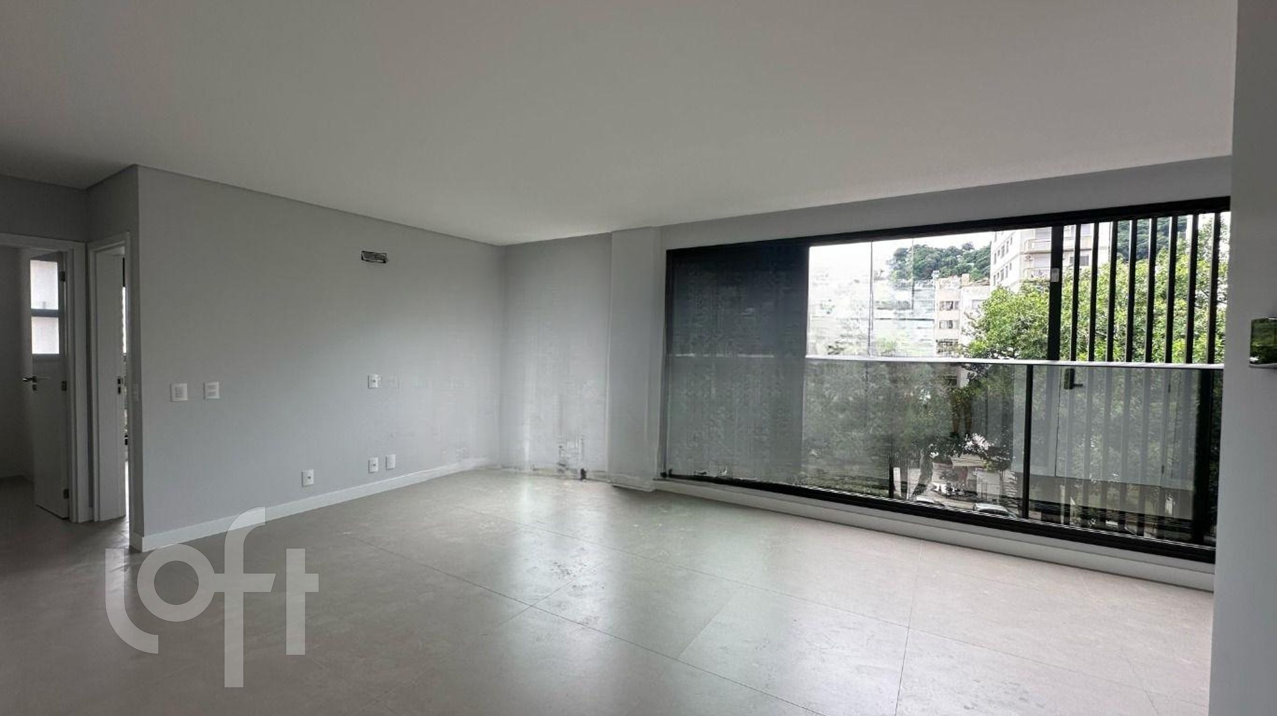 Apartamentos com 57m², 1 quarto, 1 suíte, 1 garagem, no bairro Centro em Florianópolis