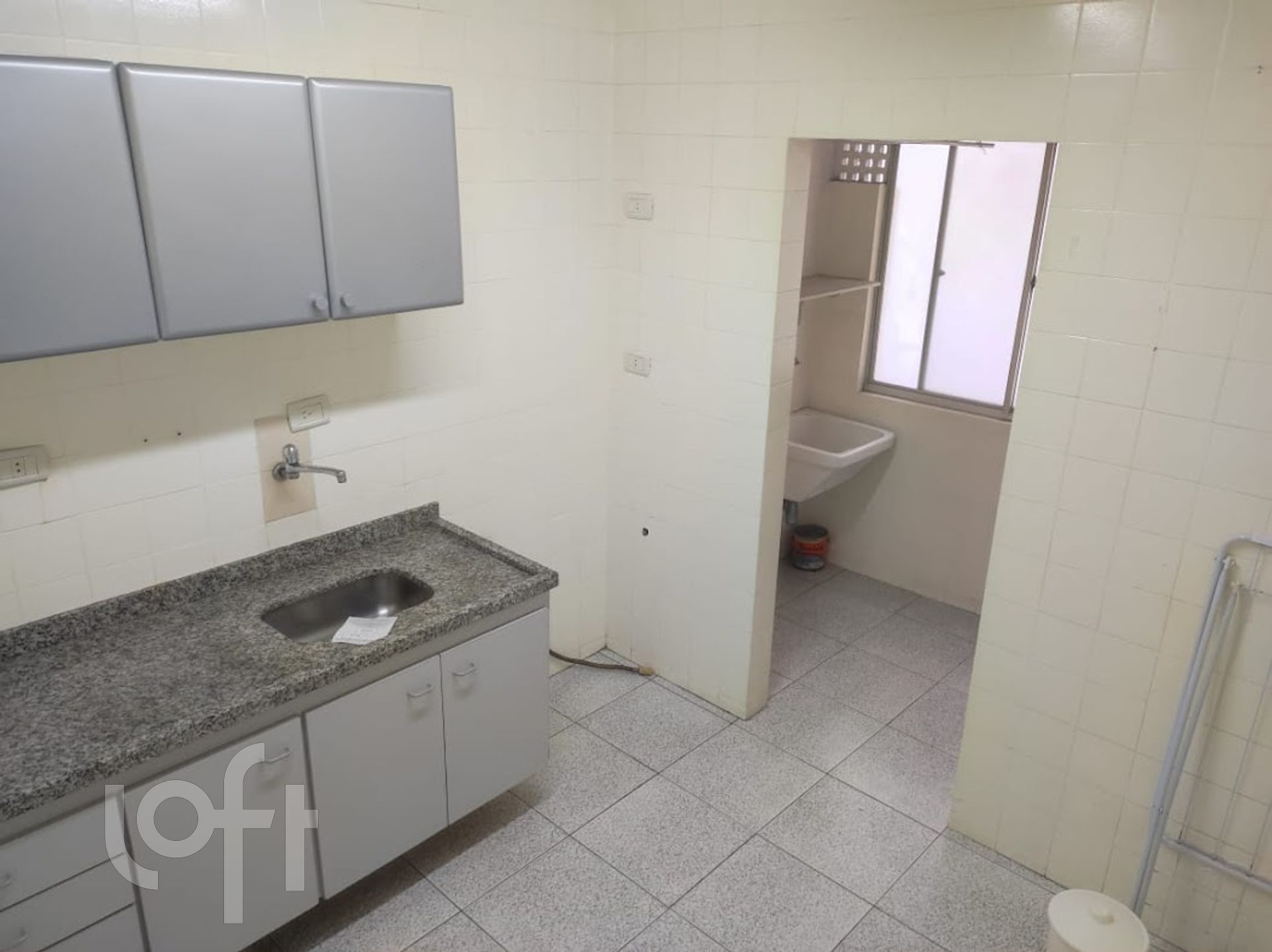 Apartamento à venda com 3 quartos, 70m² - Foto 3