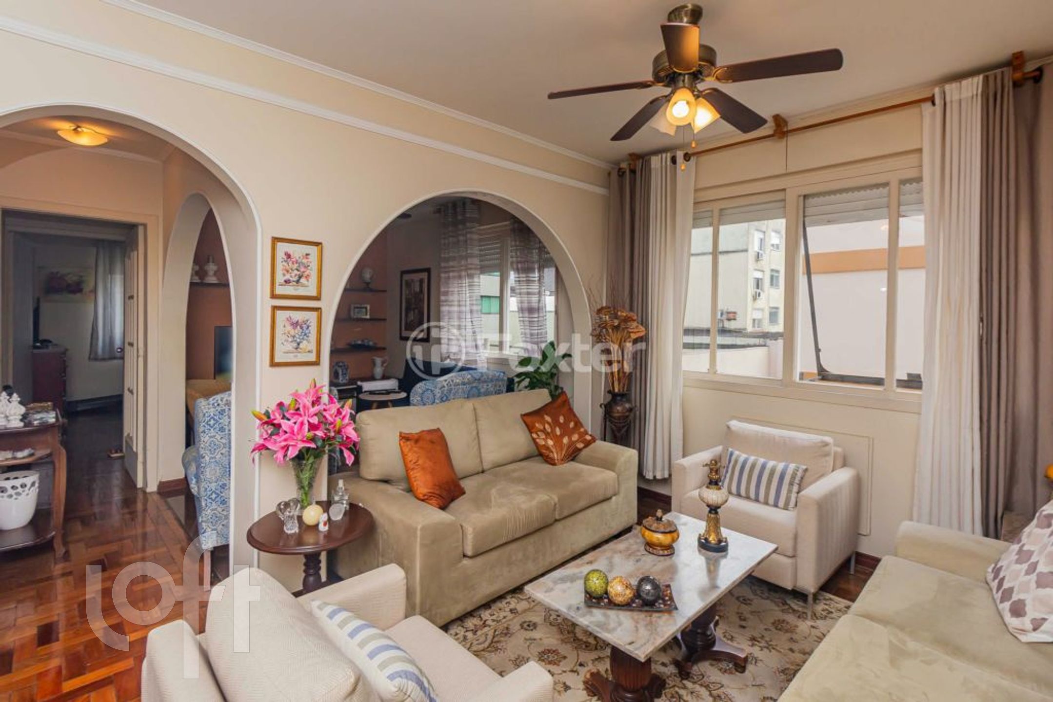 Apartamento com 98m², 3 dormitórios, 1 suíte, 1 vaga, Petrópolis em Porto Alegre