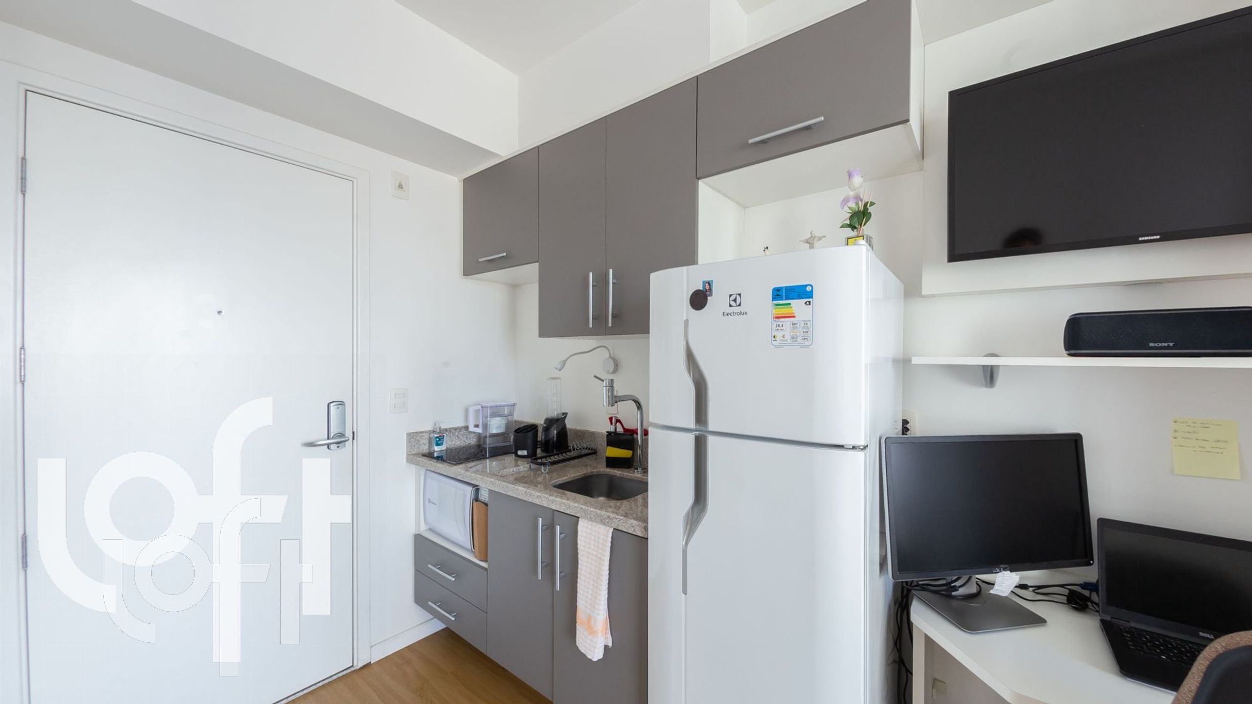 Apartamento à venda com 1 quarto, 24m² - Foto 15