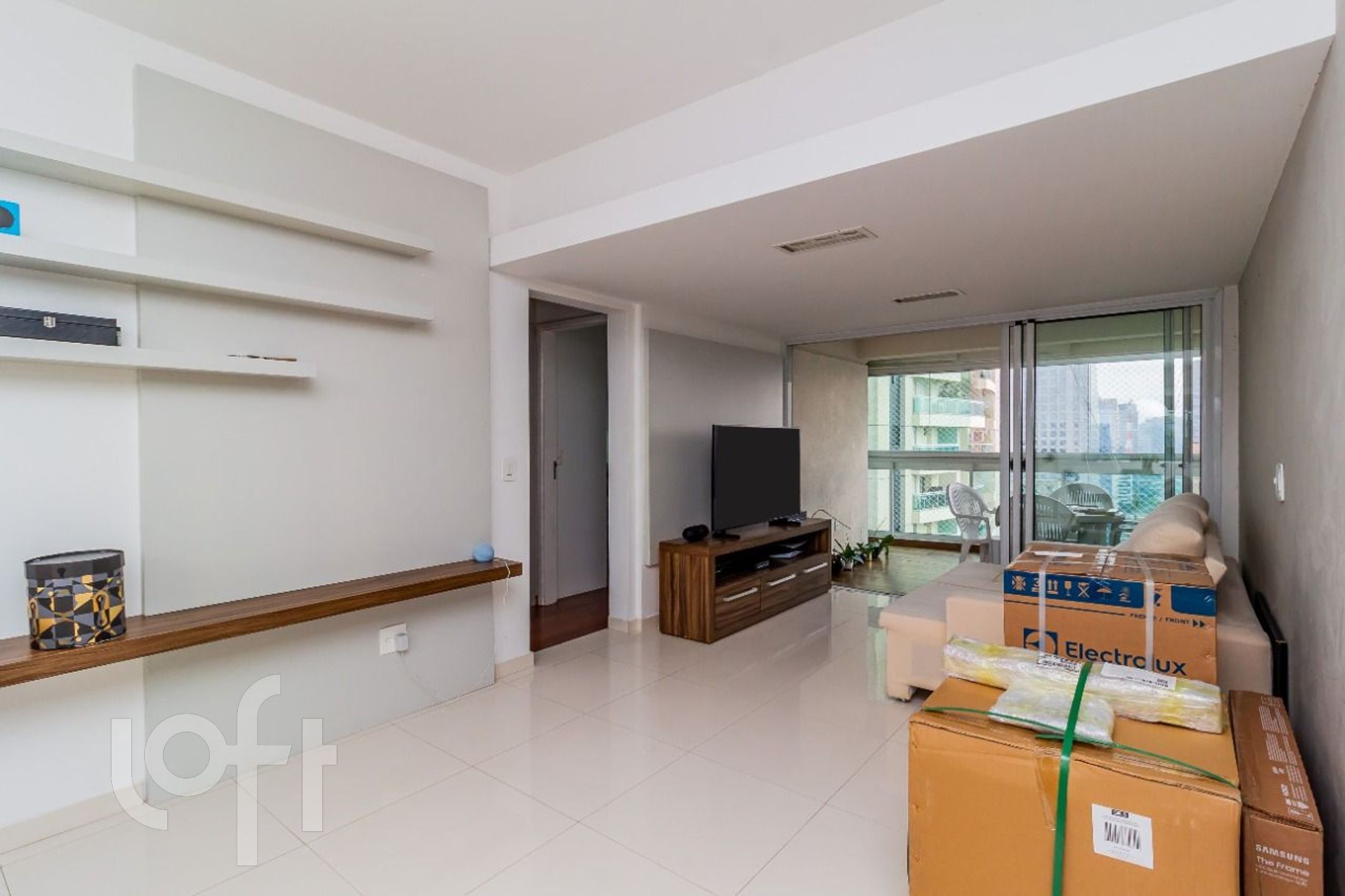 Apartamento à venda com 1 quarto, 98m² - Foto 1