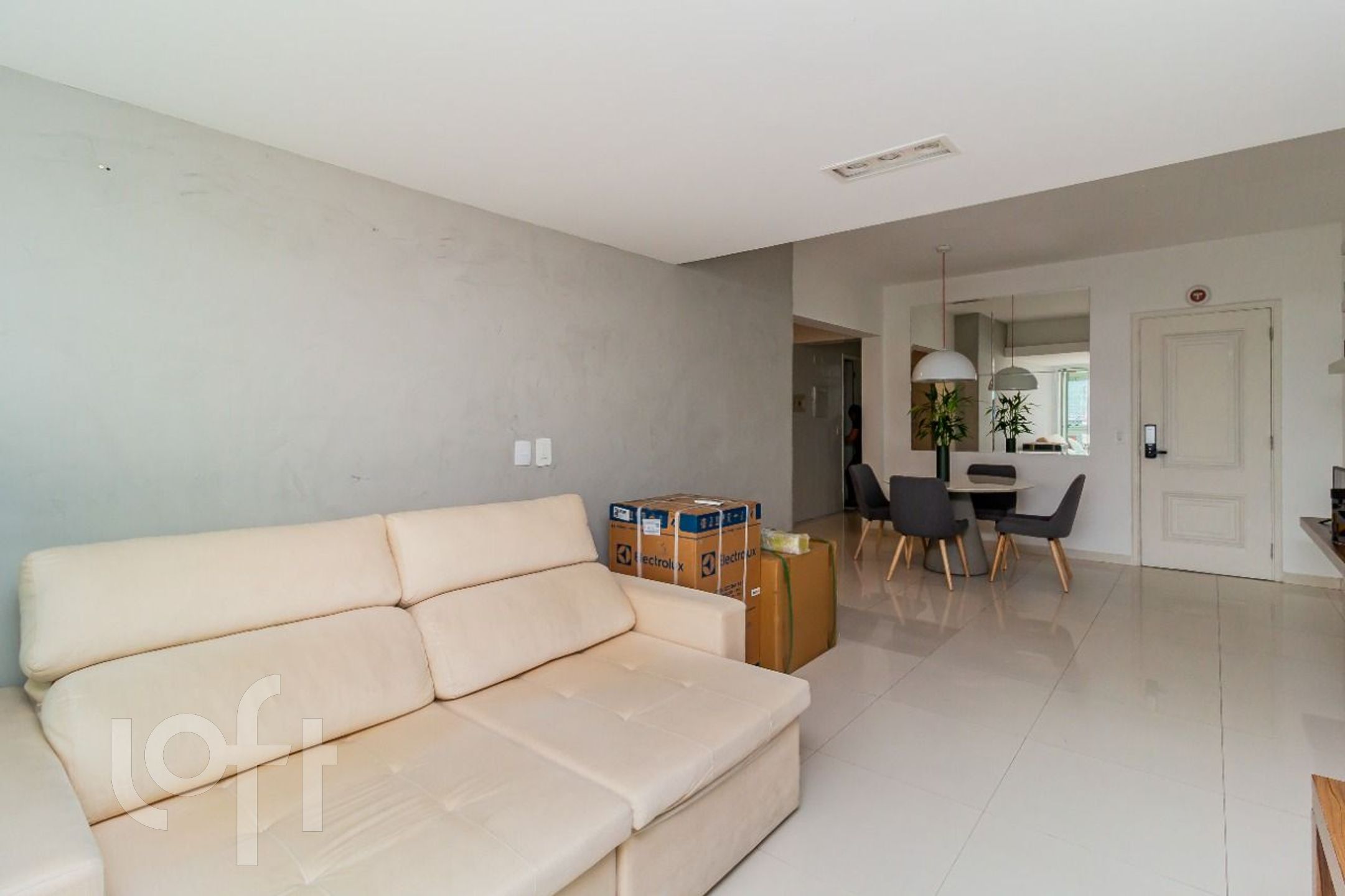 Apartamento à venda com 1 quarto, 98m² - Foto 3