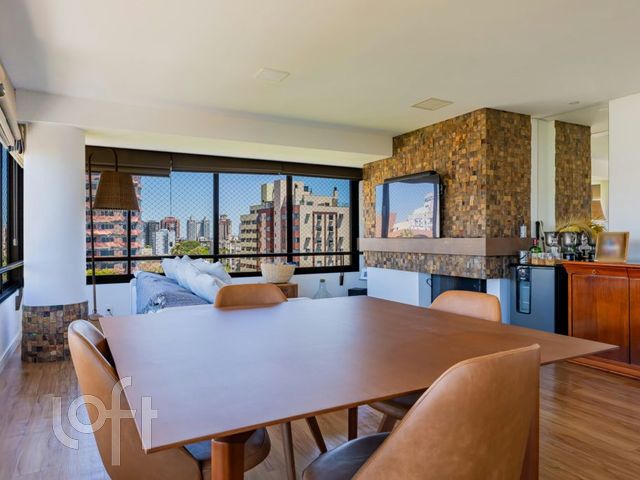 Apartamento com 104m², 2 dormitórios, 2 suítes, 2 vagas, Menino Deus em Porto Alegre