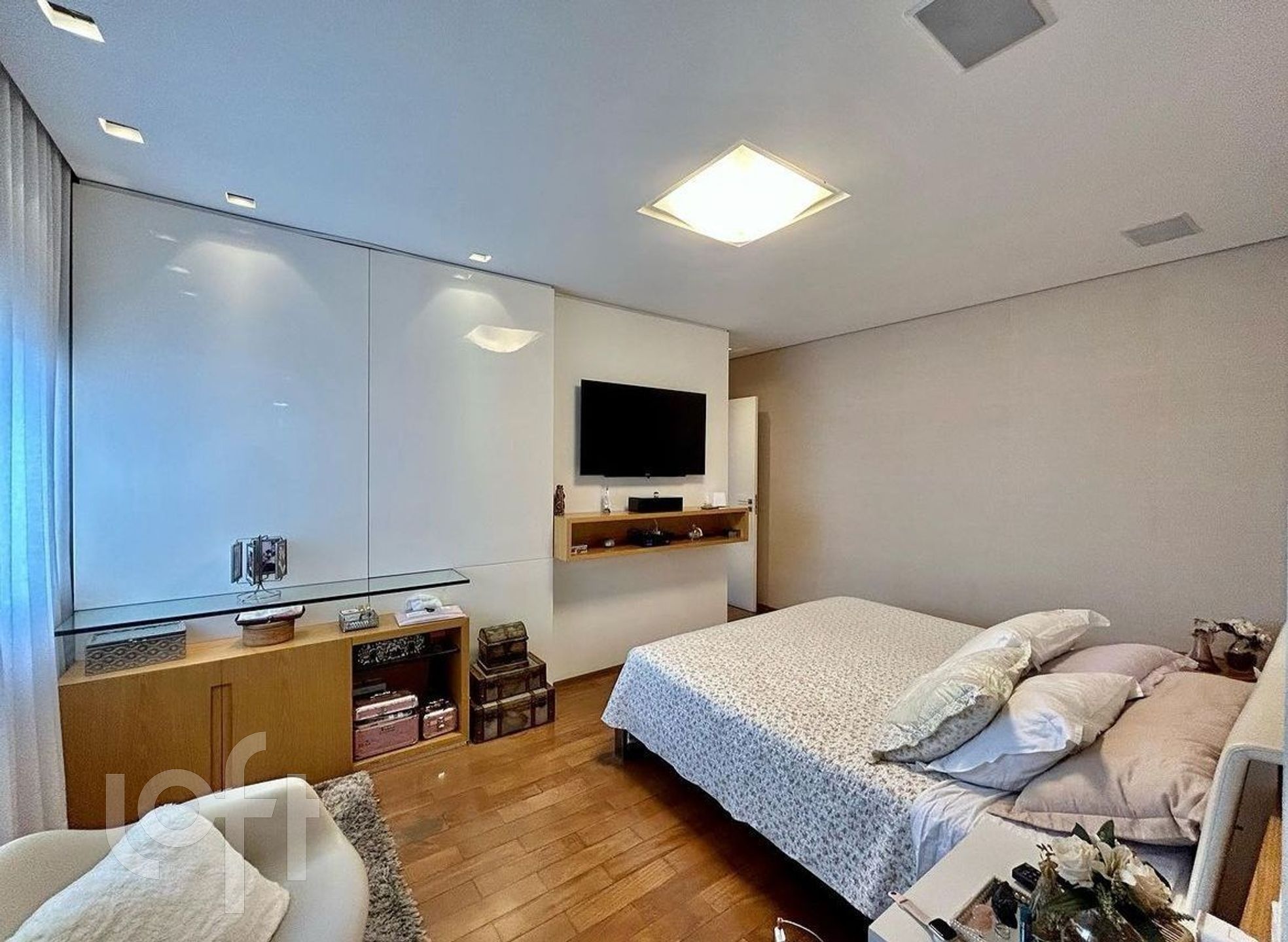 Apartamento à venda com 4 quartos, 206m² - Foto 6