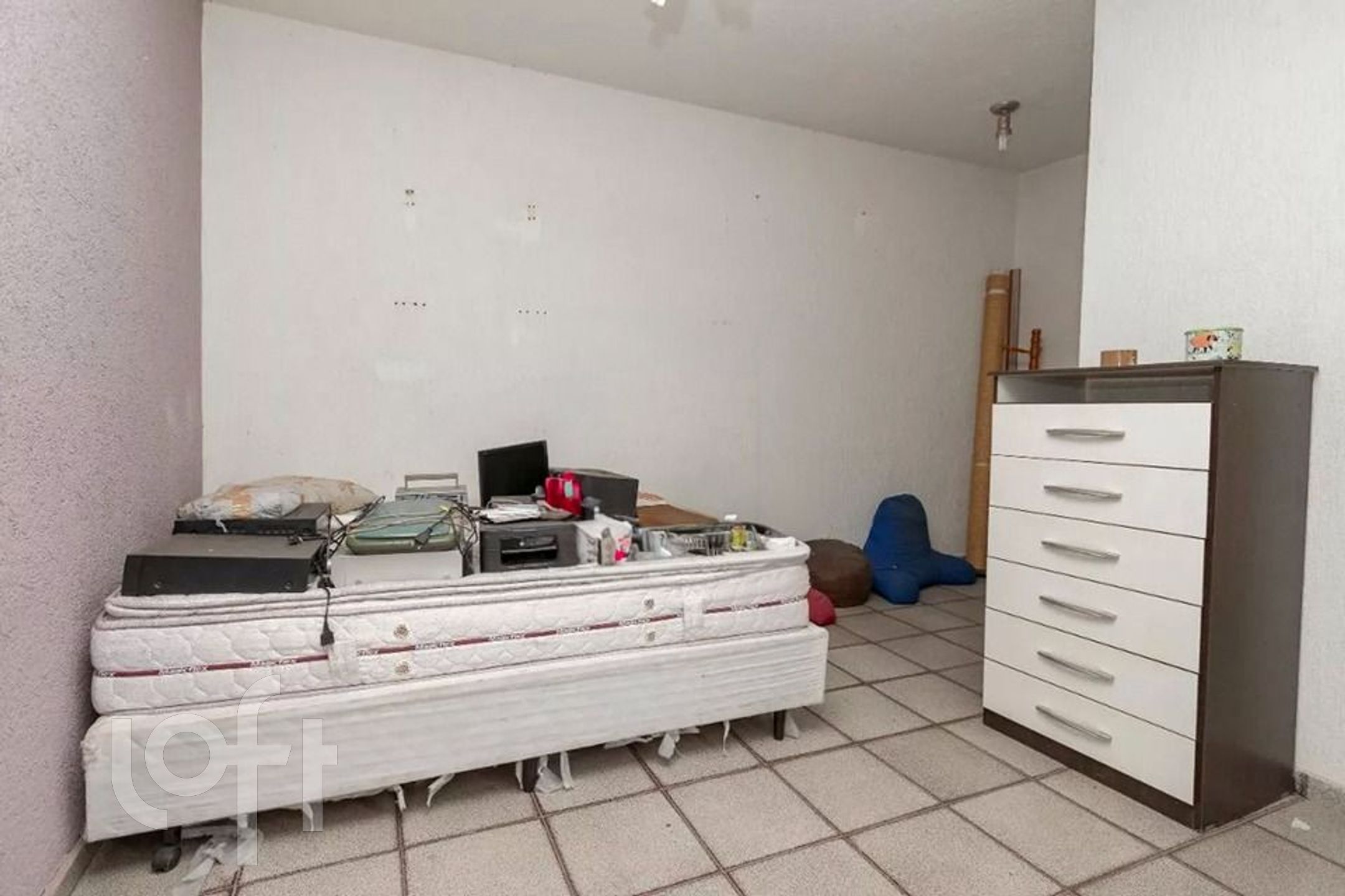 Casa à venda com 4 quartos, 220m² - Foto 27