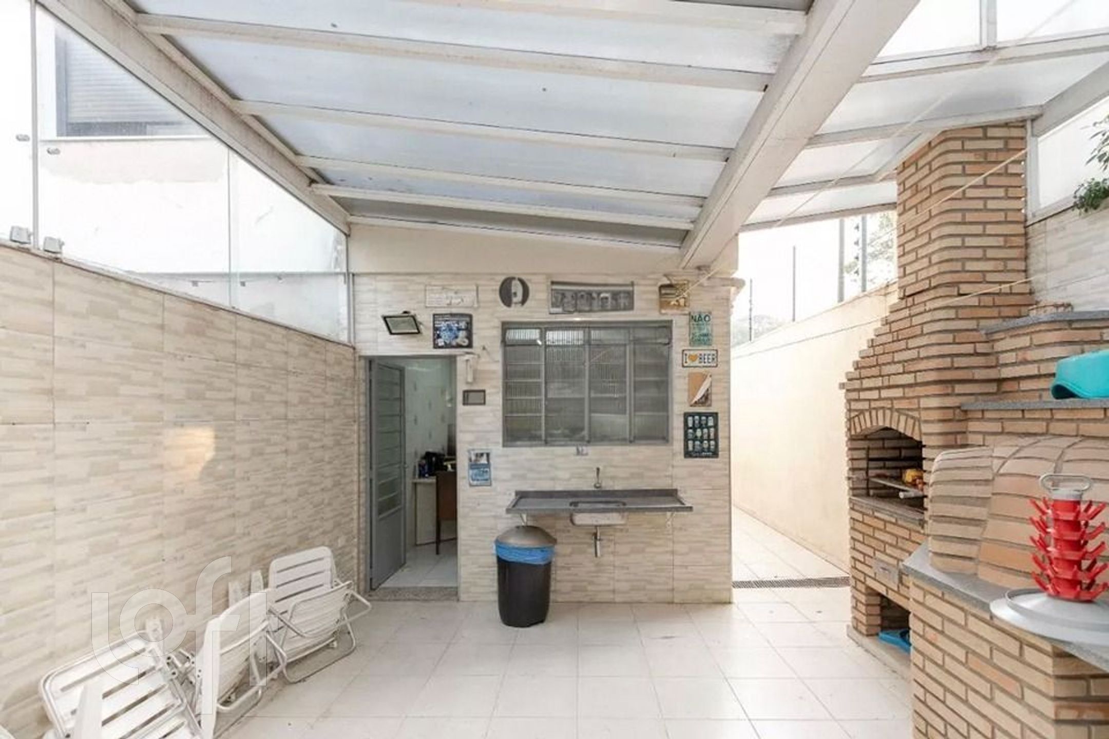 Casa à venda com 4 quartos, 220m² - Foto 48