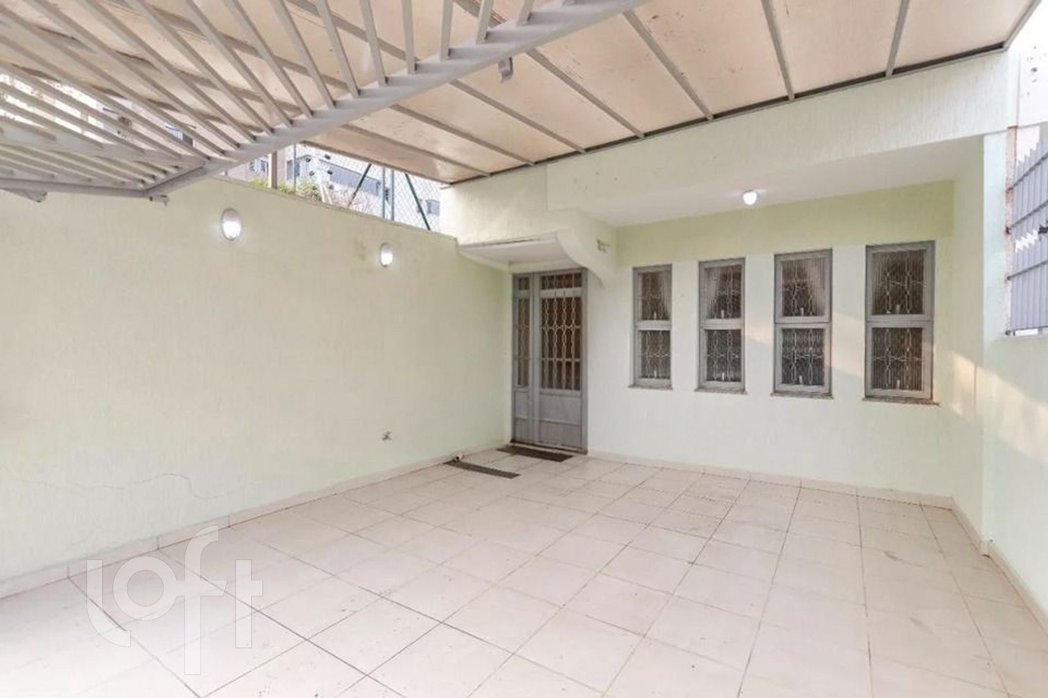 Casa à venda com 4 quartos, 220m² - Foto 46