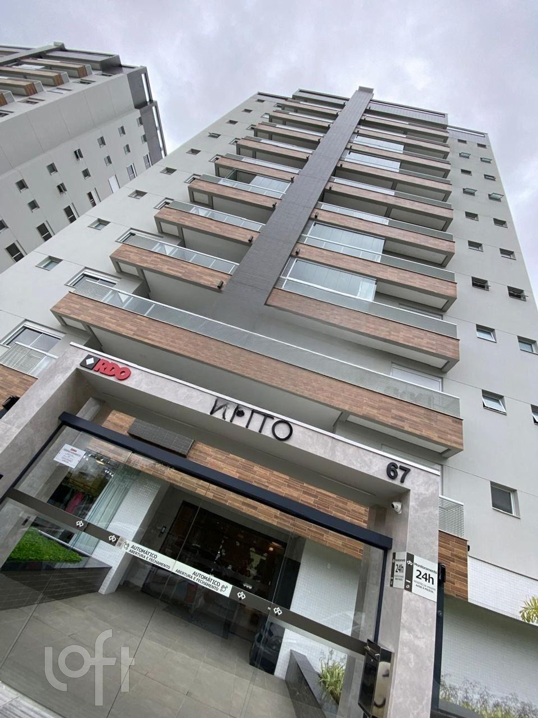 Apartamentos com 81m², 2 quartos, 2 suítes, 1 garagem, no bairro Canto em Florianópolis